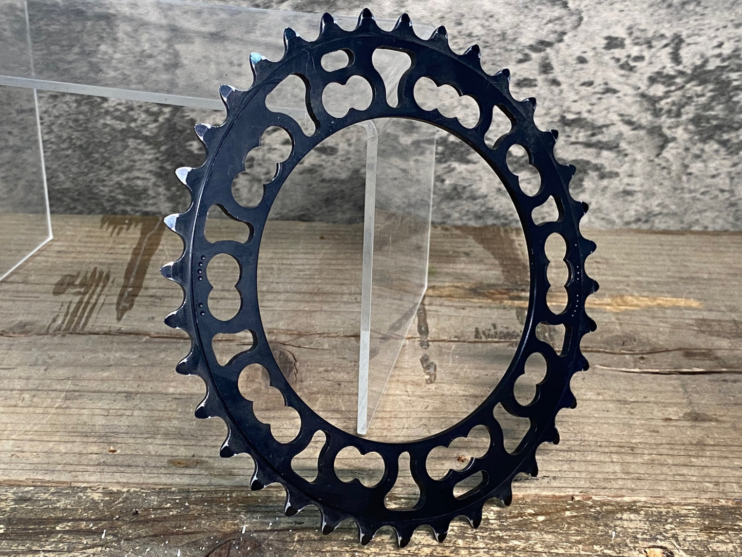 IO763 ローター ROTOR Q-RINGS チェーンリング 楕円 36T BCD110-113