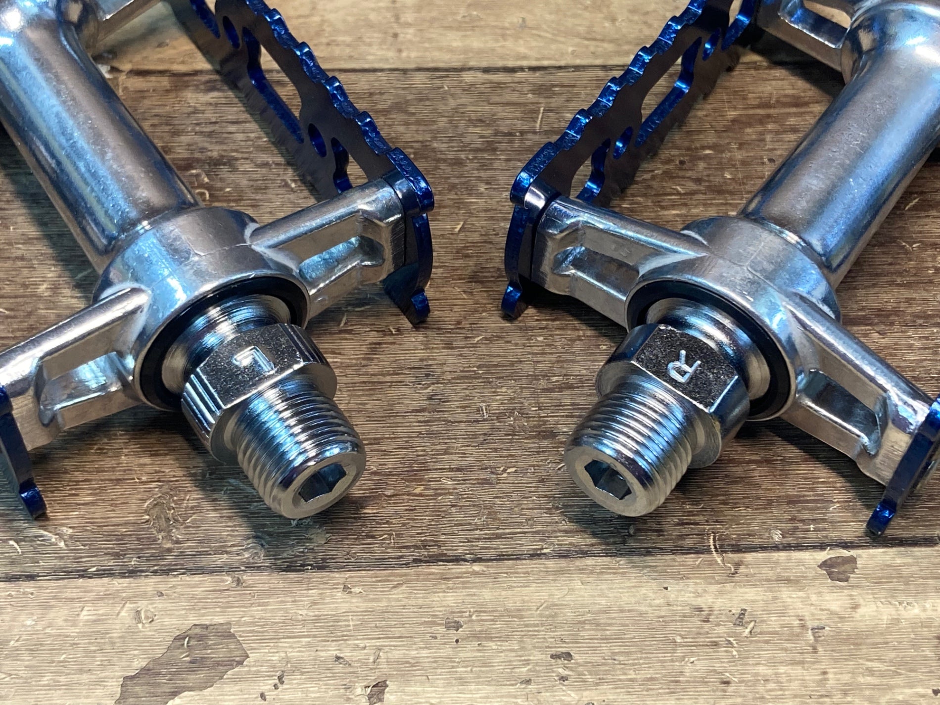 II708 三ヶ島 MKS BM-7 フラットペダル 青 – BICI AMORE EQ STORE