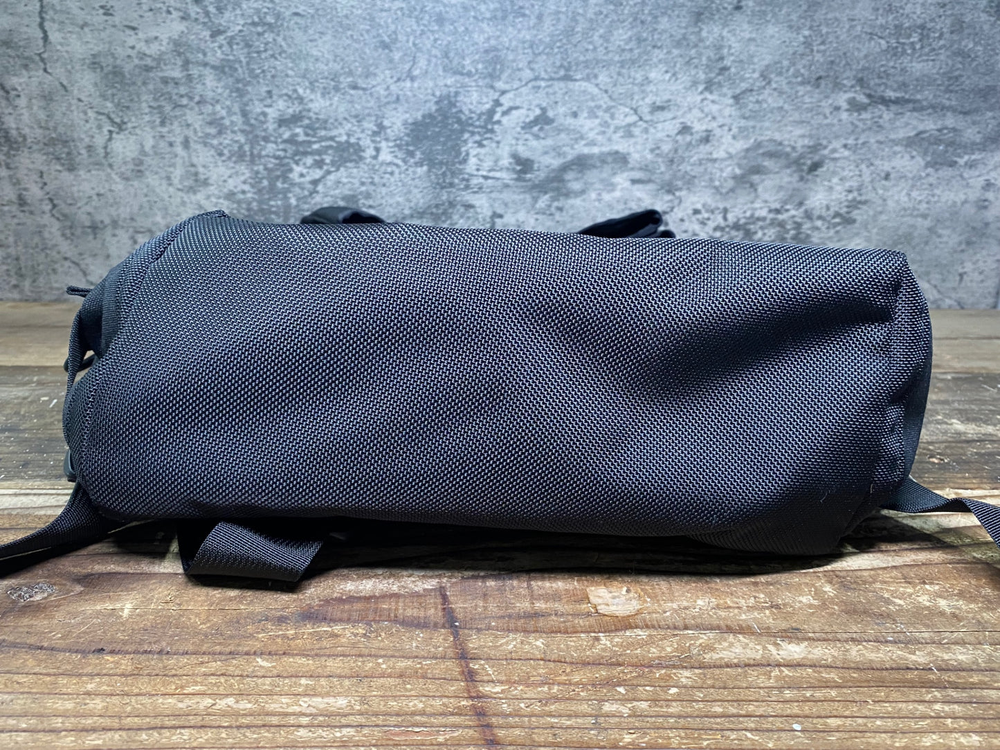 IW497 インサイドラインエキップメント INSIDE LINE EQUIPMENT リュック バックパック 黒