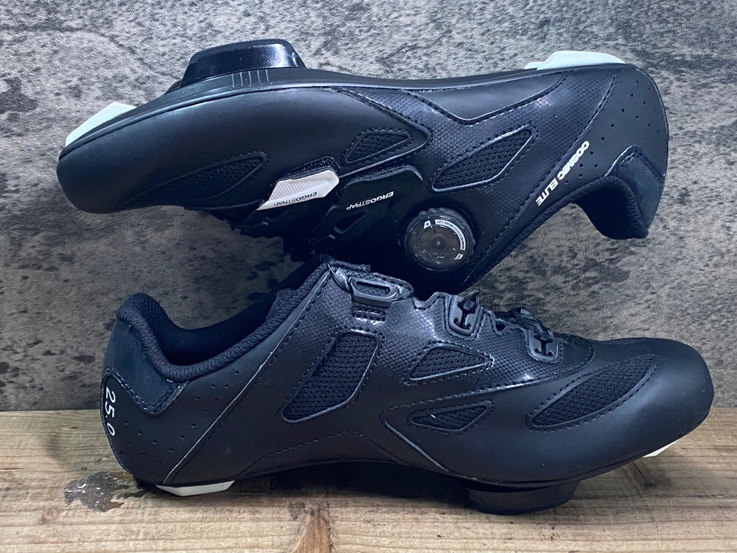 JC697 未使用品 マヴィック MAVIC COSMIC ELITE ビンディングシューズ 黒 EU40 SPDアタッチメント ペン字あり