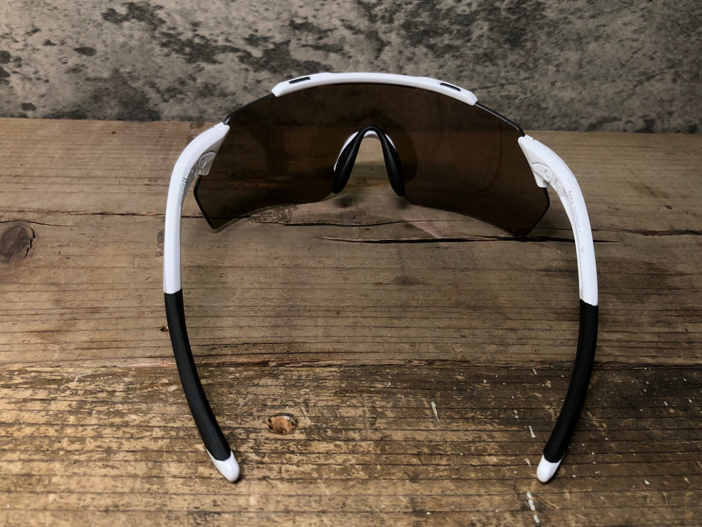 IW614 スミス smith Ruckus サングラス 白 クロマポップレンズ