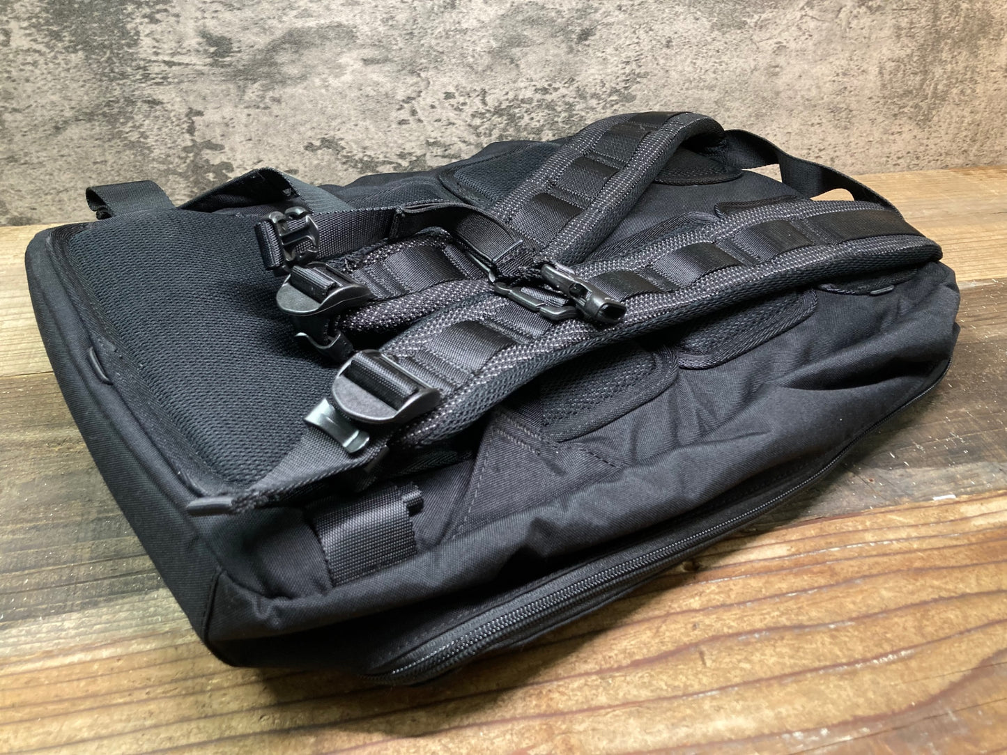 IP524 ラファ RAPHA リュック バックパック 黒