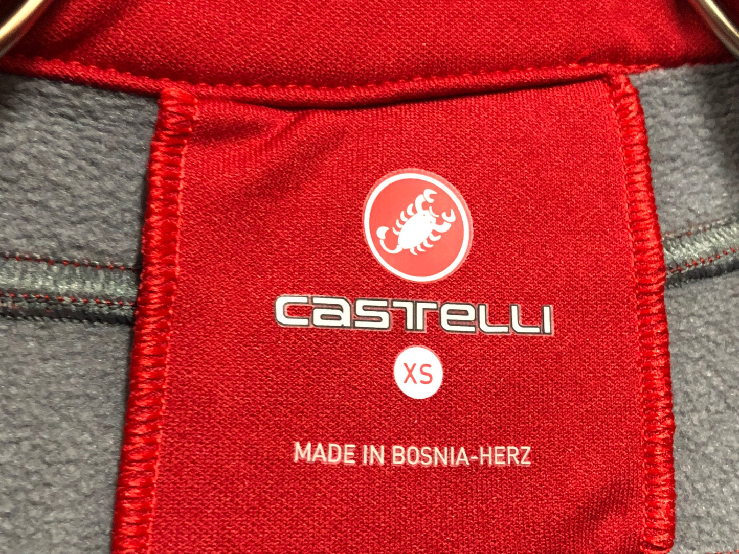 IR213 カステリ castelli 長袖サイクルジャケット 赤 XS 裏起毛 防風 GORE WINDSTOPPER