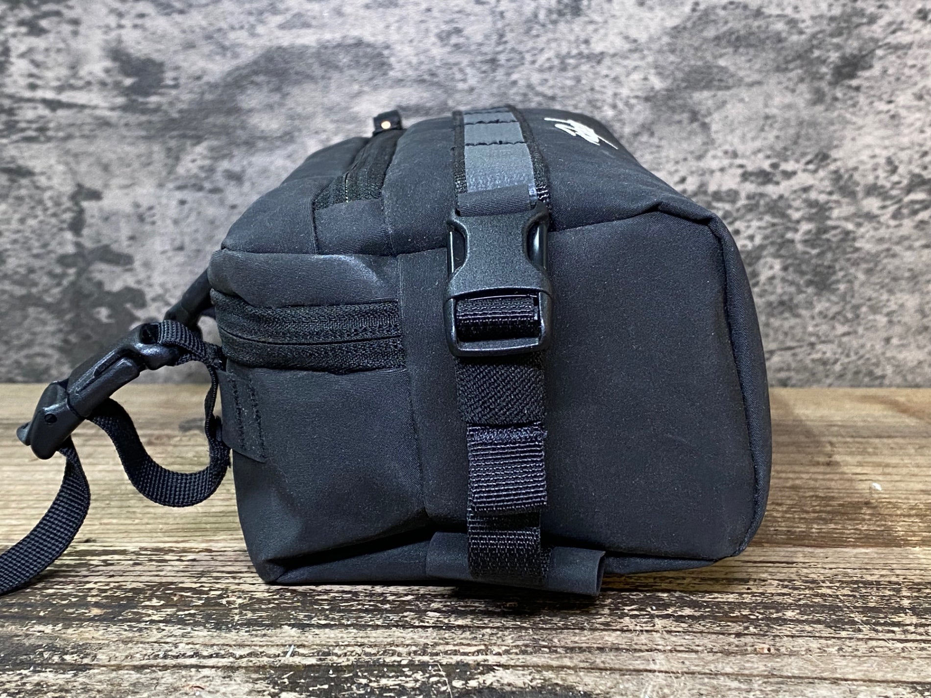 JC643 ラファ Rapha BAR BAG ハンドルバーバッグ 黒 ※汚れ