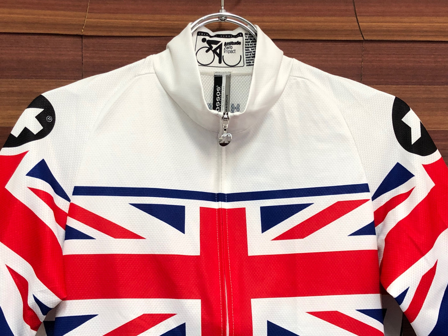 IS810 アソス Assos 半袖 サイクルジャージ ユニオンジャック 白 S