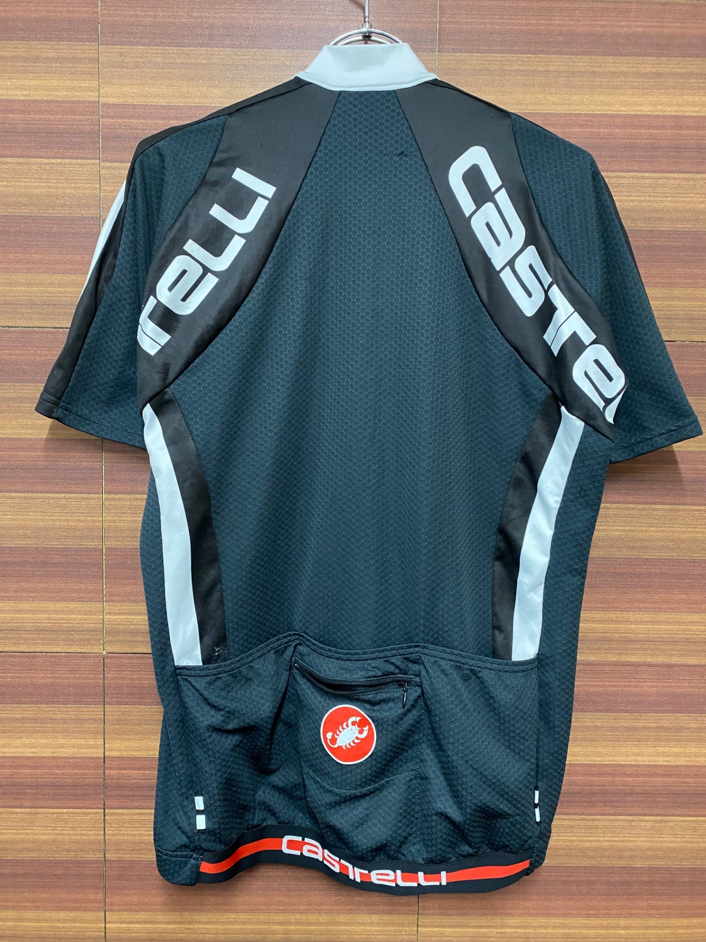 HU079 カステリ CASTELLI 半袖サイクルジャージ XLサイズ 黒 ※スレ 