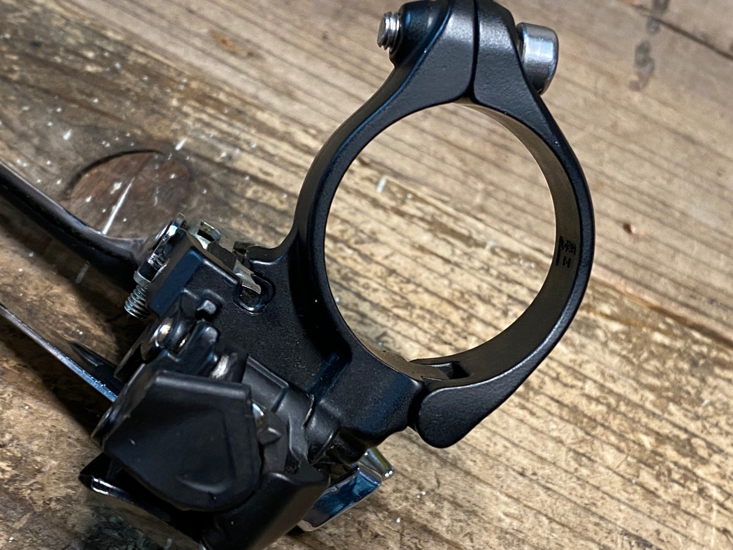 IX765 シマノ SHIMANO 105 FD-R7000 フロントディレイラー 2S バンド式 Φ34.9