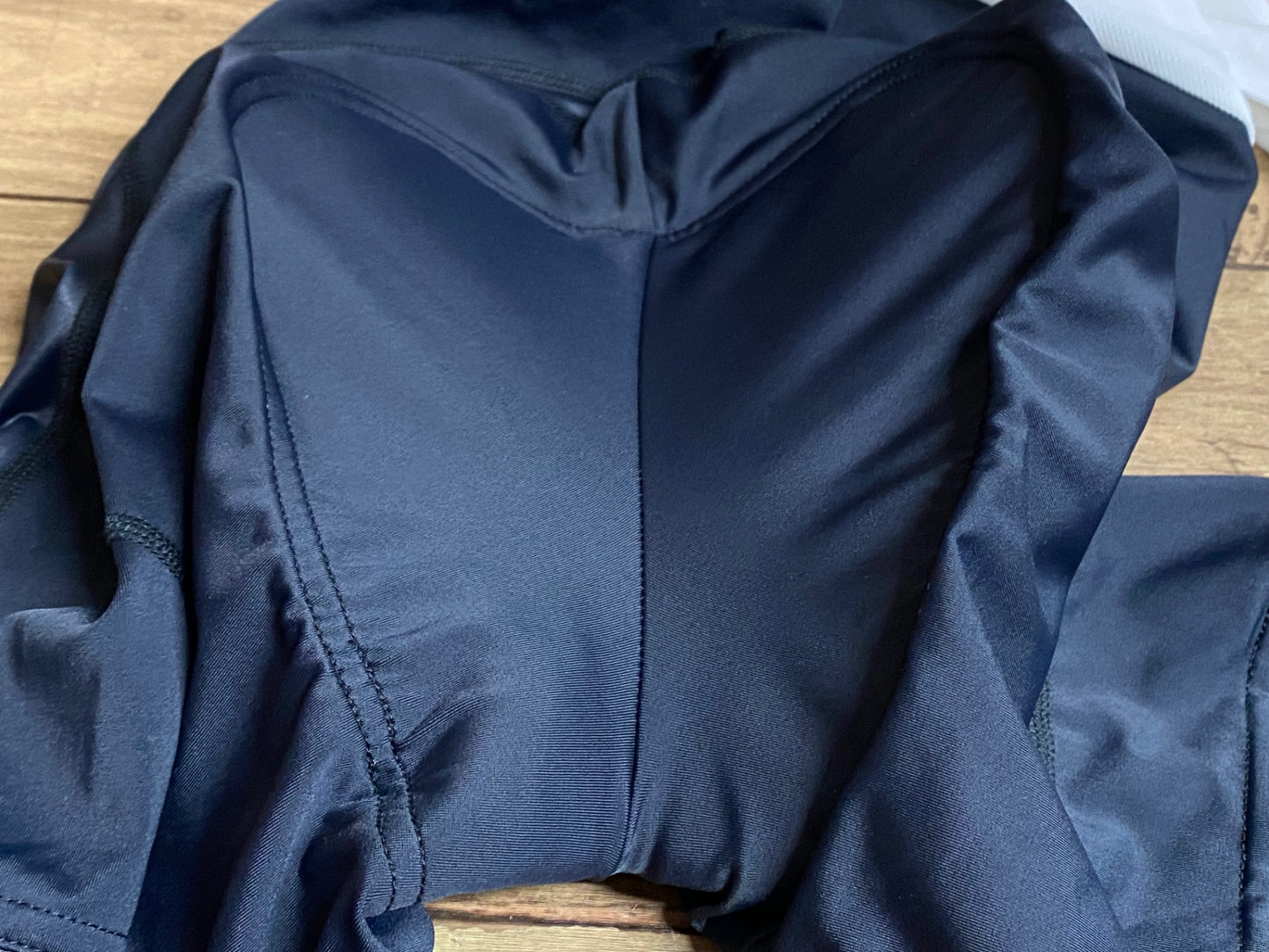 IT621 パールイズミ PEARL iZUMi ビブショーツ 黒赤 BMC S