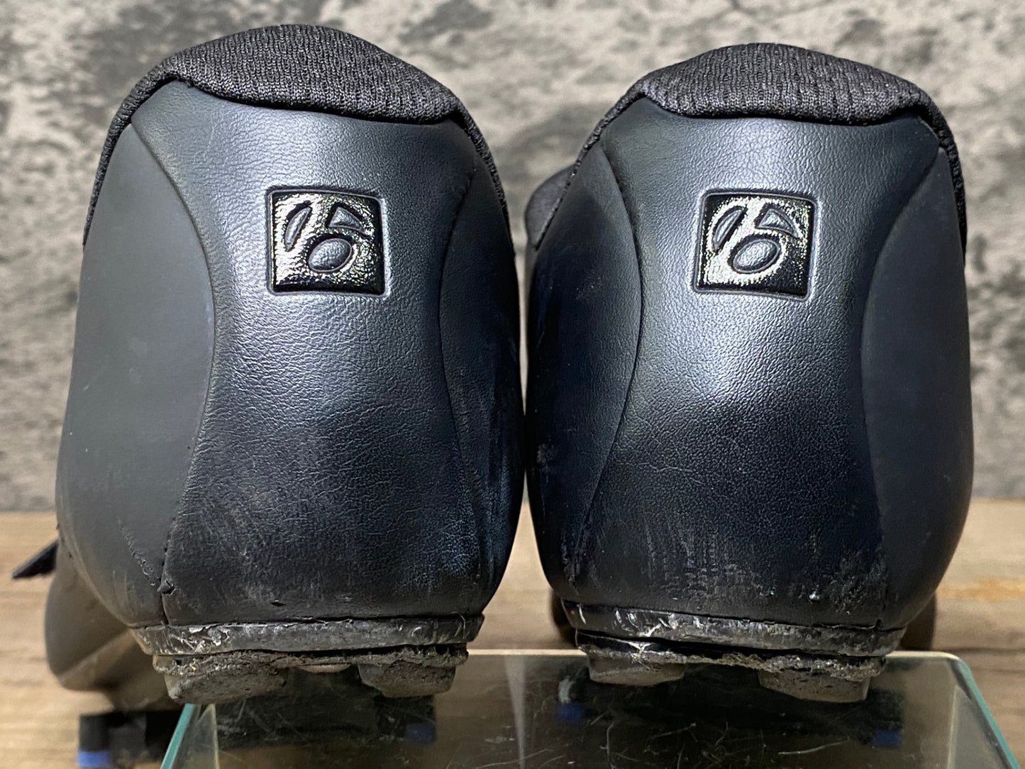 IS686 ボントレガー BONTRAGER ヴェロシス VELOCIS ビンディングシューズ EU42 黒