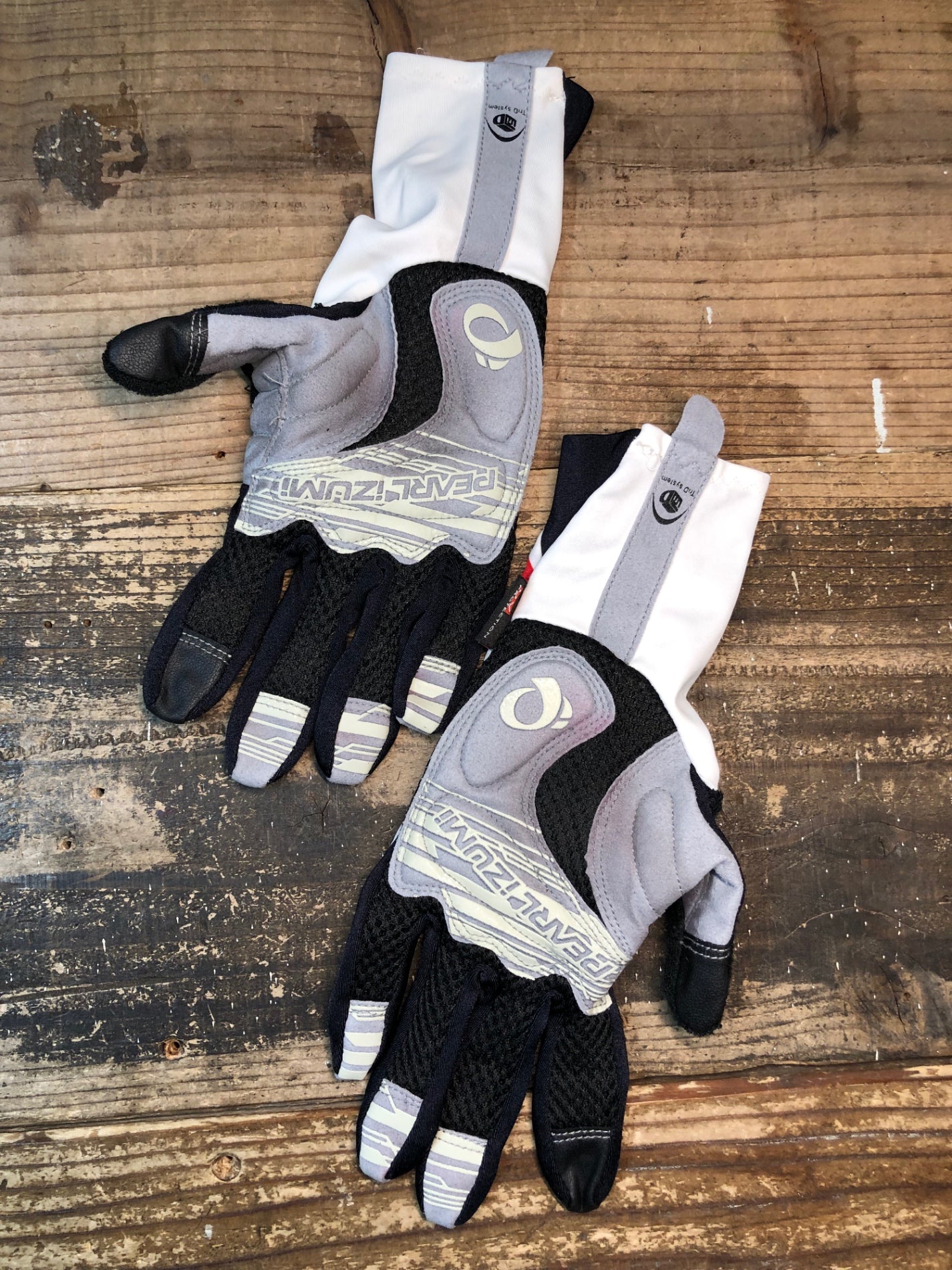 IT088 パールイズミ PEARL iZUMi 長指 グローブ 白 黒 M