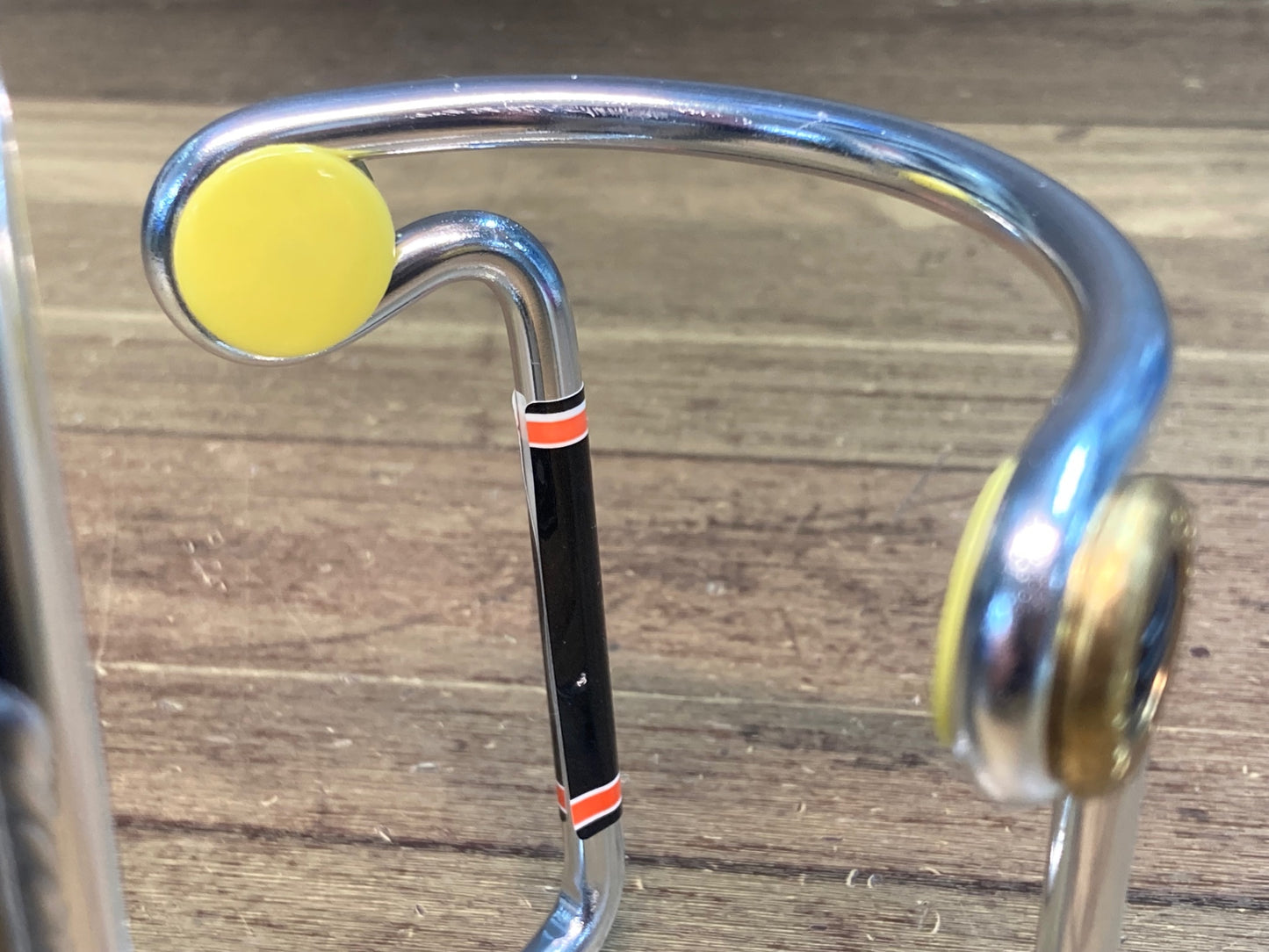 IV368 エリート ELITE Ciussi ボトルケージ 未使用品