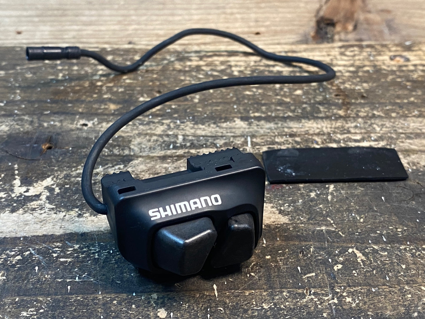 IW672 シマノ SHIMANO SW-R600 Di2 シフトスイッチ