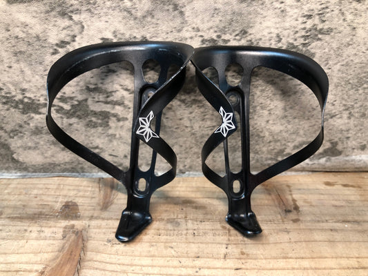 IQ906 スパカズ SUPACAZ FLY CAGE ボトルケージ 2個セット 黒