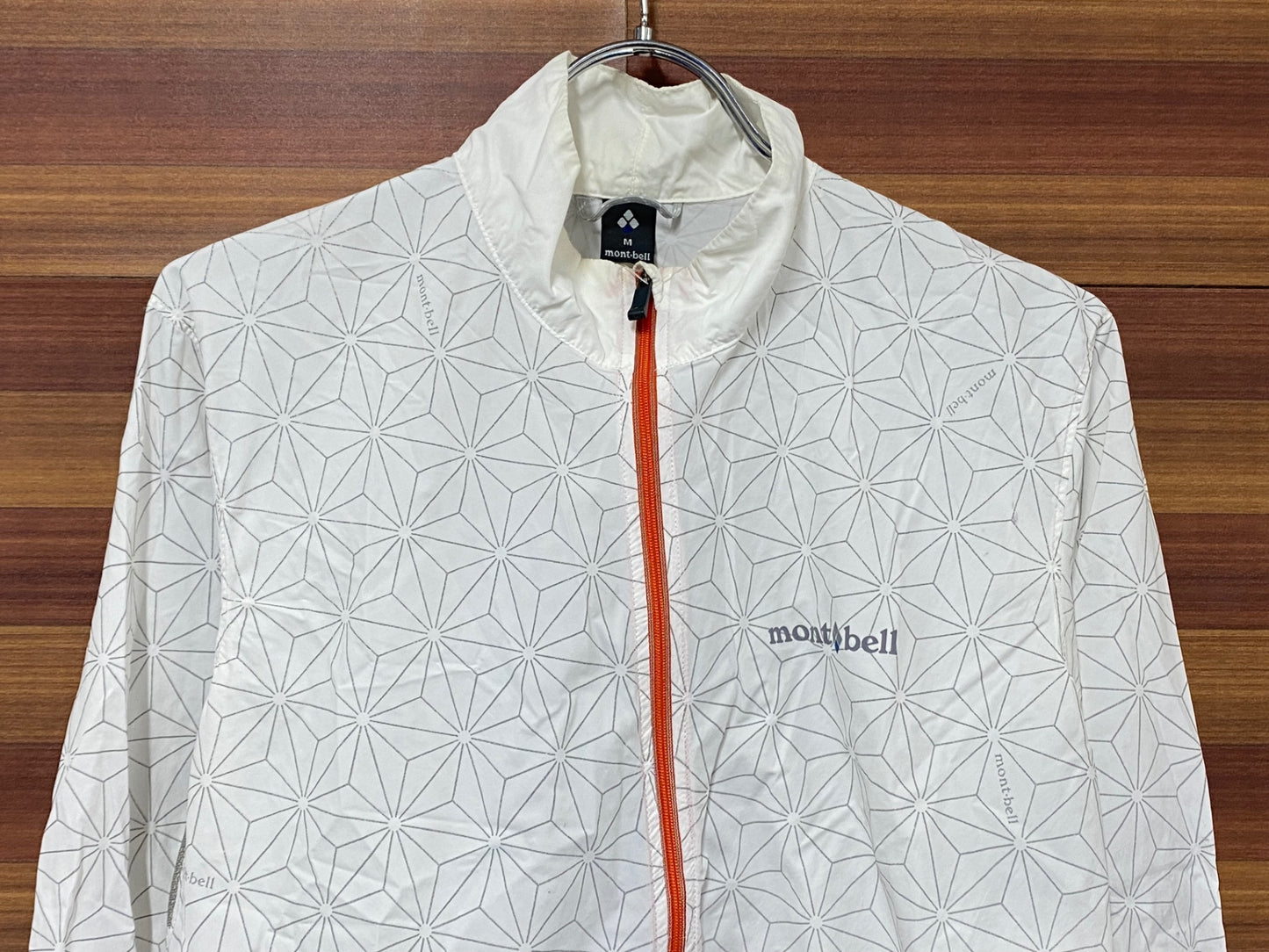 IT616 モンベル mont bell 長袖ウィンドブレーカー 白 M