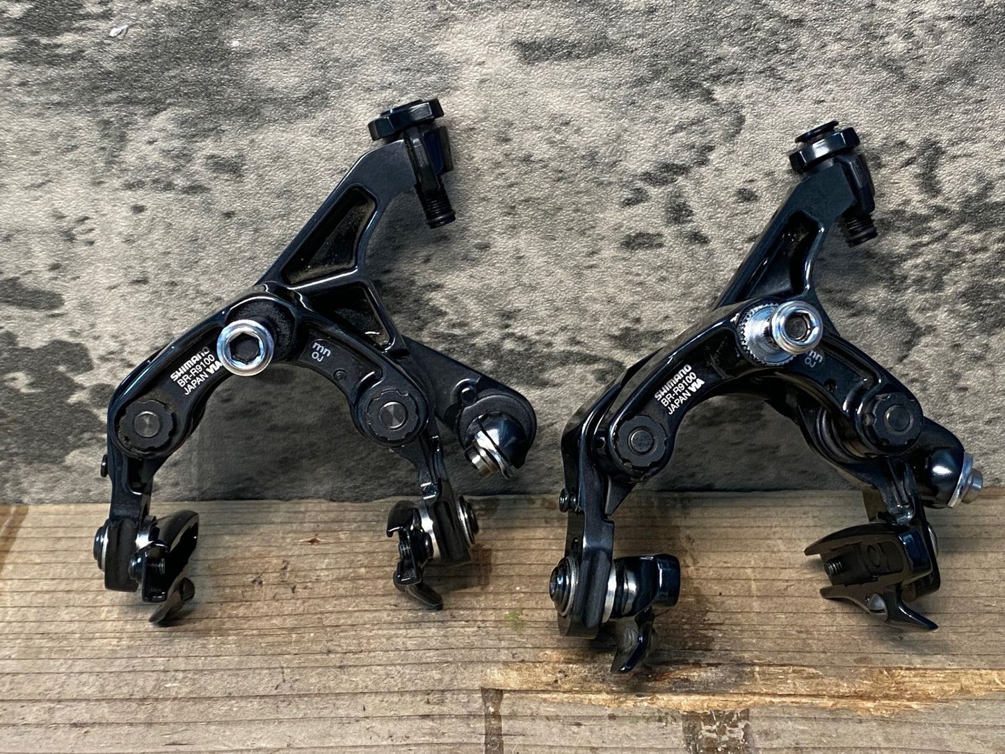 IY675 シマノ SHIMANO デュラエース DURA ACE BR-R9100 キャリパーブレーキ 前後セット