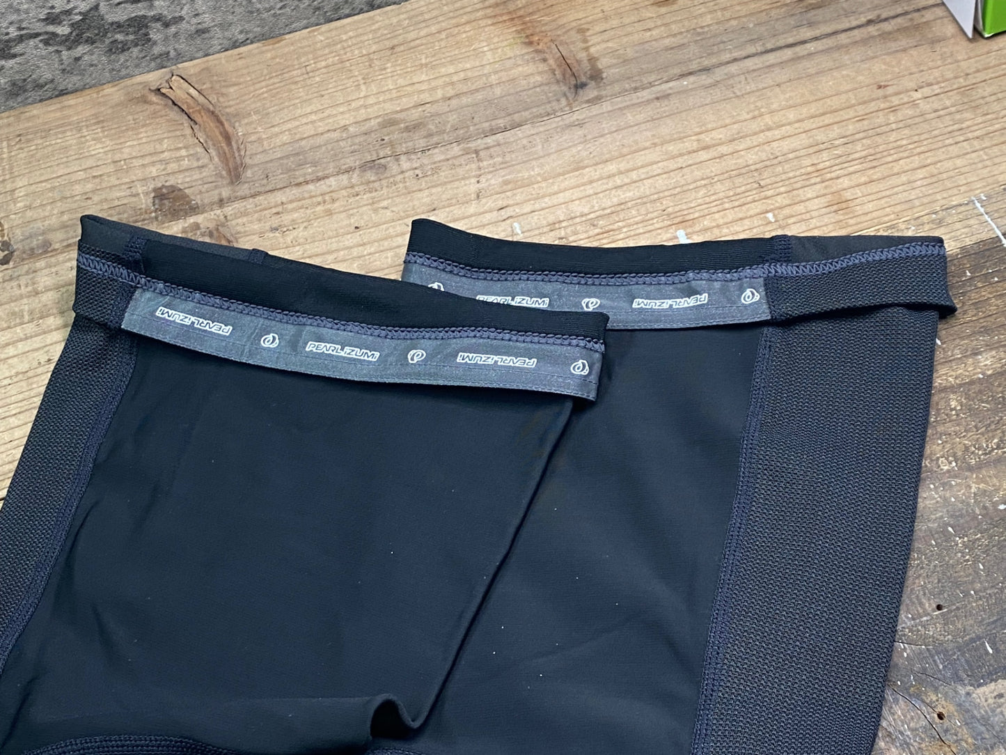 IW436 パールイズミ PEARL iZUMi レッグカバー 黒 M