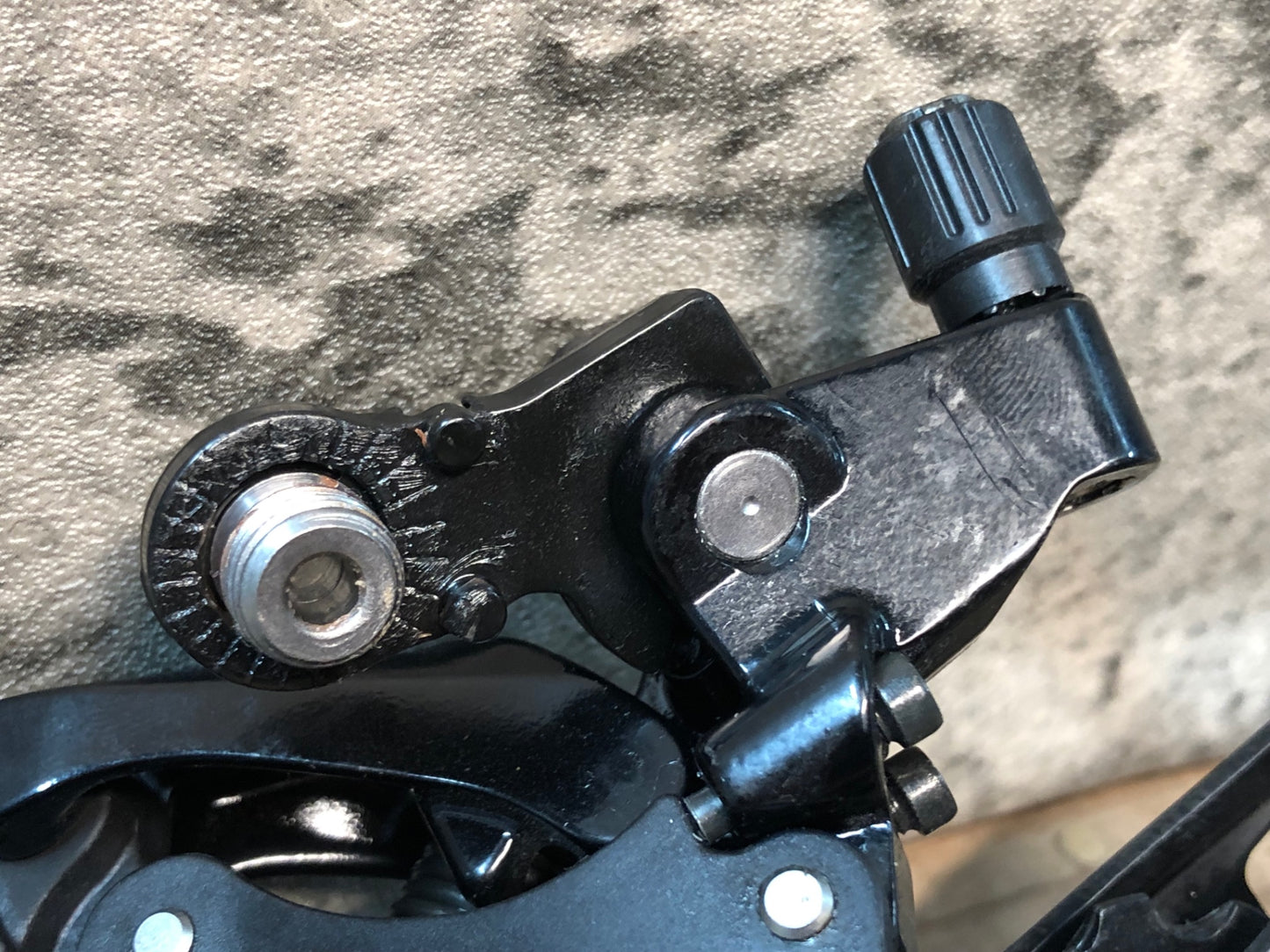 IT580 シマノ SHIMANO 105 RD-R7000 リアディレイラー SS11S  黒