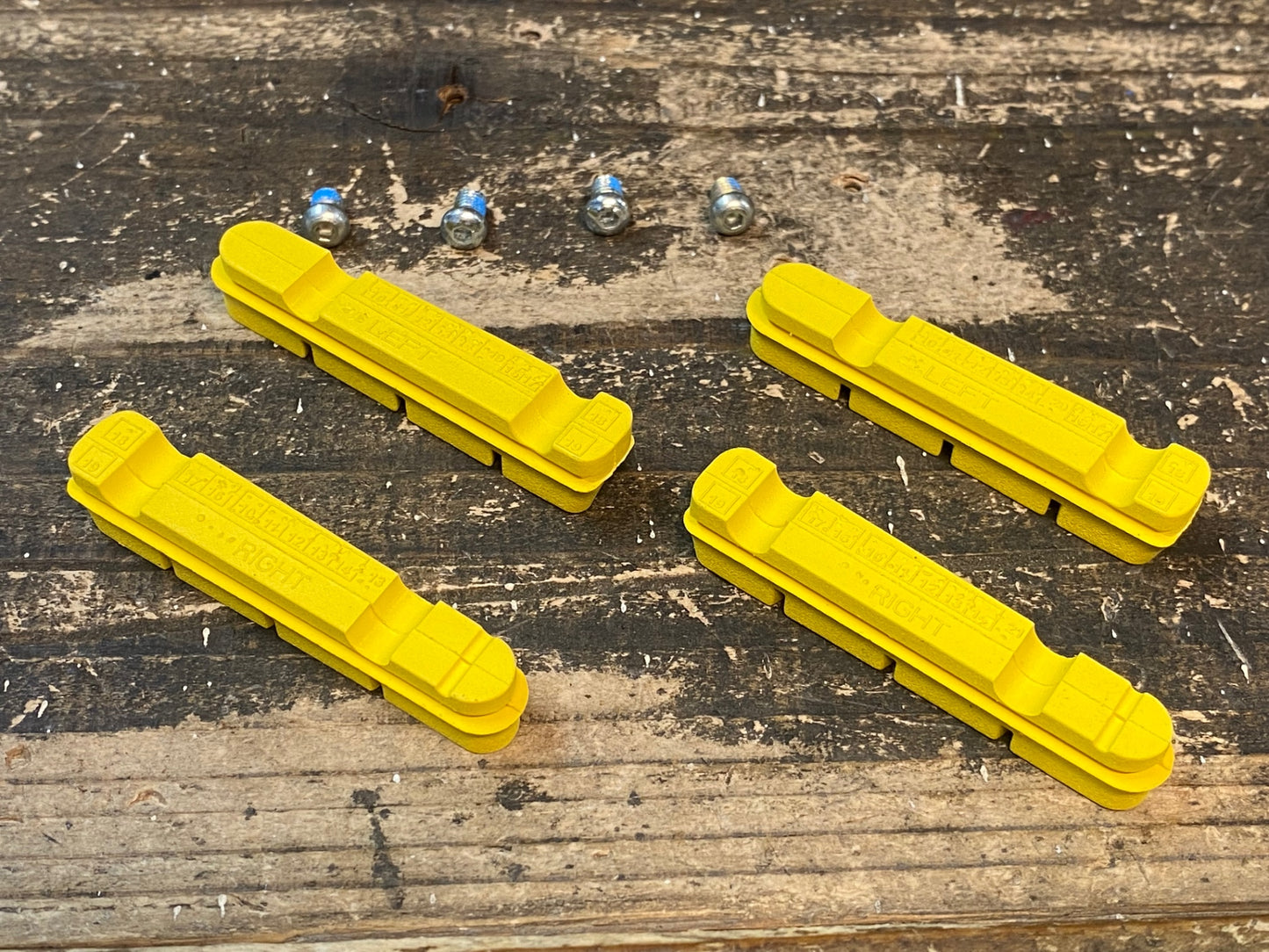 IV598 マヴィック MAVIC フラッシュプロ FLASH PRO カーボン ブレーキシュー シマノ用 前後ペア 未使用