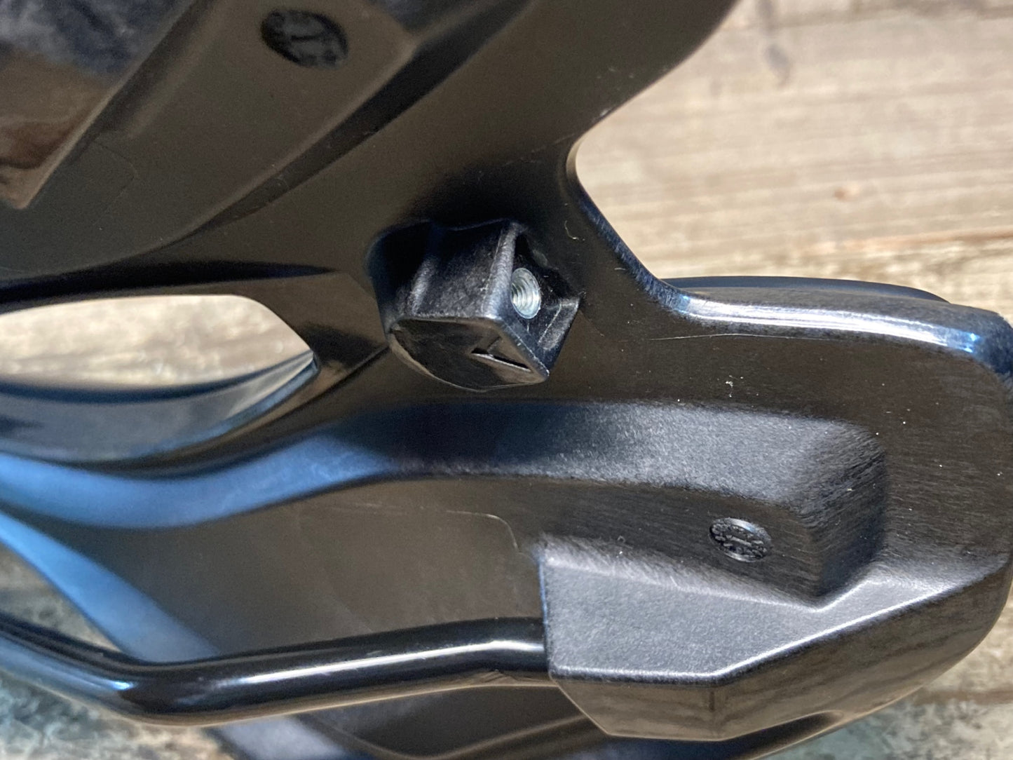 IY771 ジャイアント GIANT FLEET SL PARTICLE FLOW サドル 黒 SSTレール 145mm