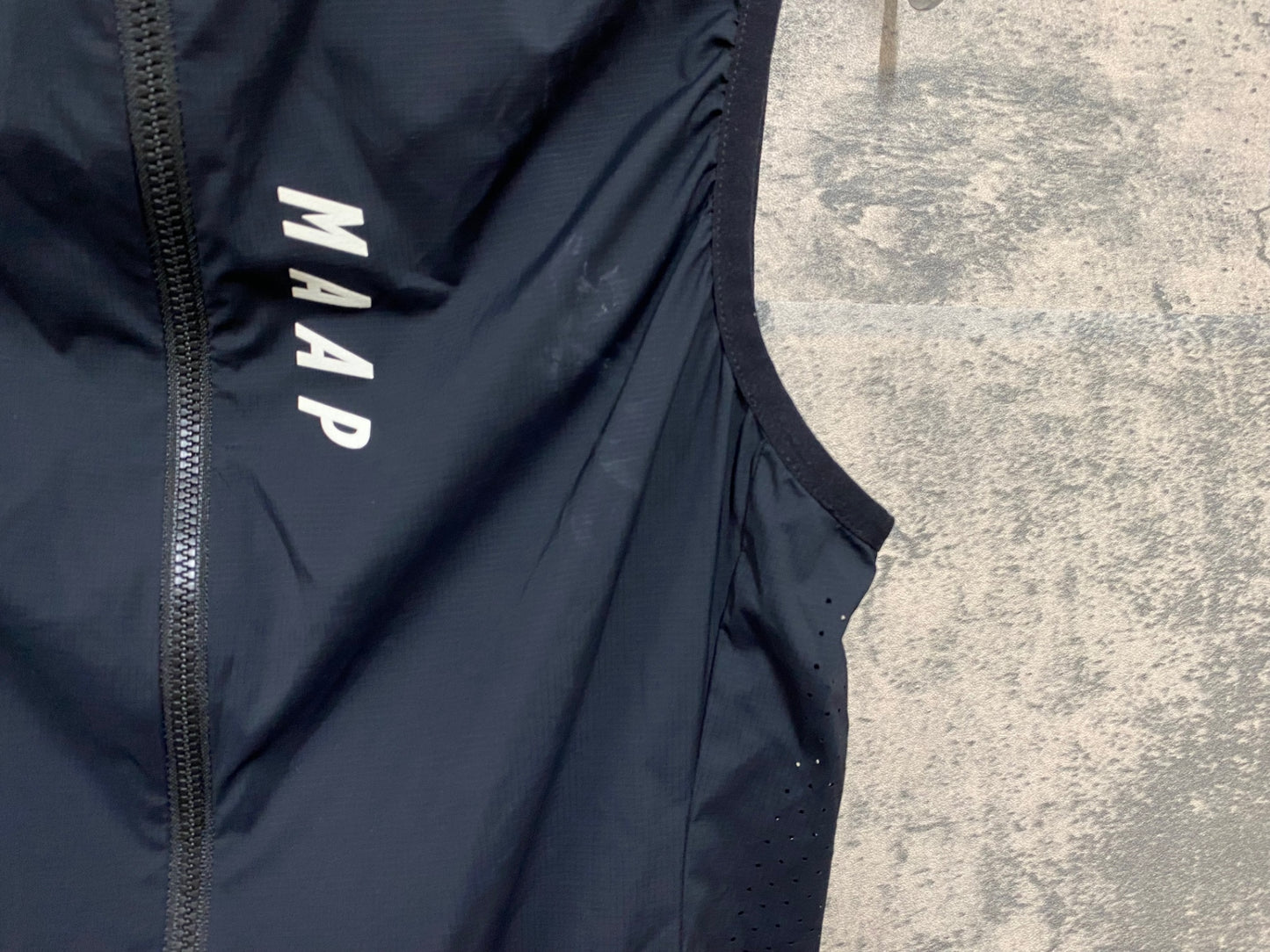 JB306 マープ MAAP サイクルベスト ジレ 黒 M