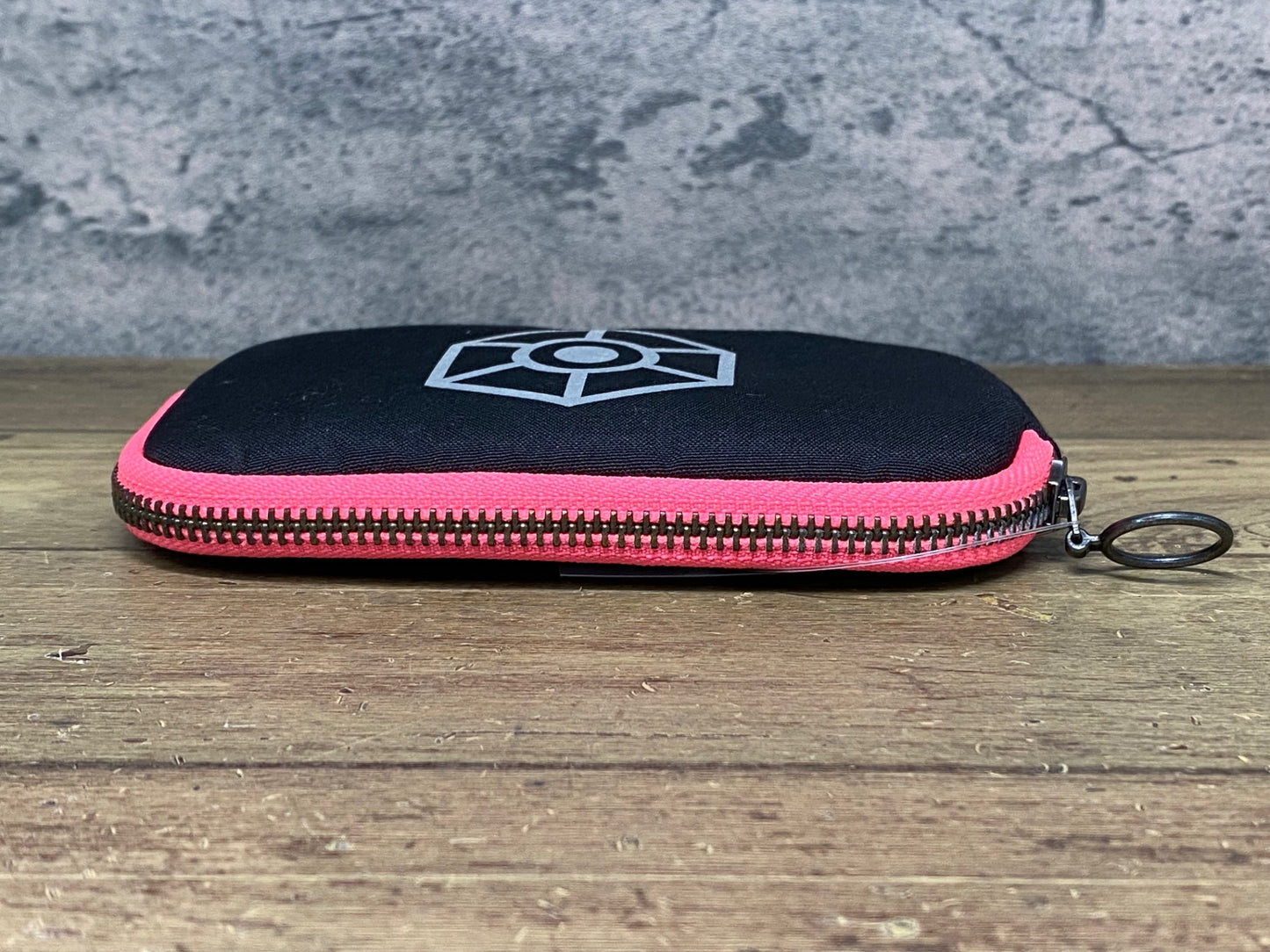 JB147 ラファ Rapha CLUBHOUSE ESSENTIALS CASE サイクルポーチ 黒 ピンク