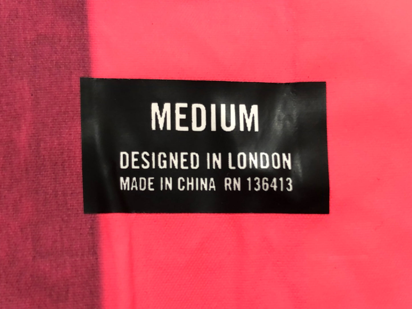 IO660 ラファ Rapha 反射ベスト ジレ M ネオンピンク