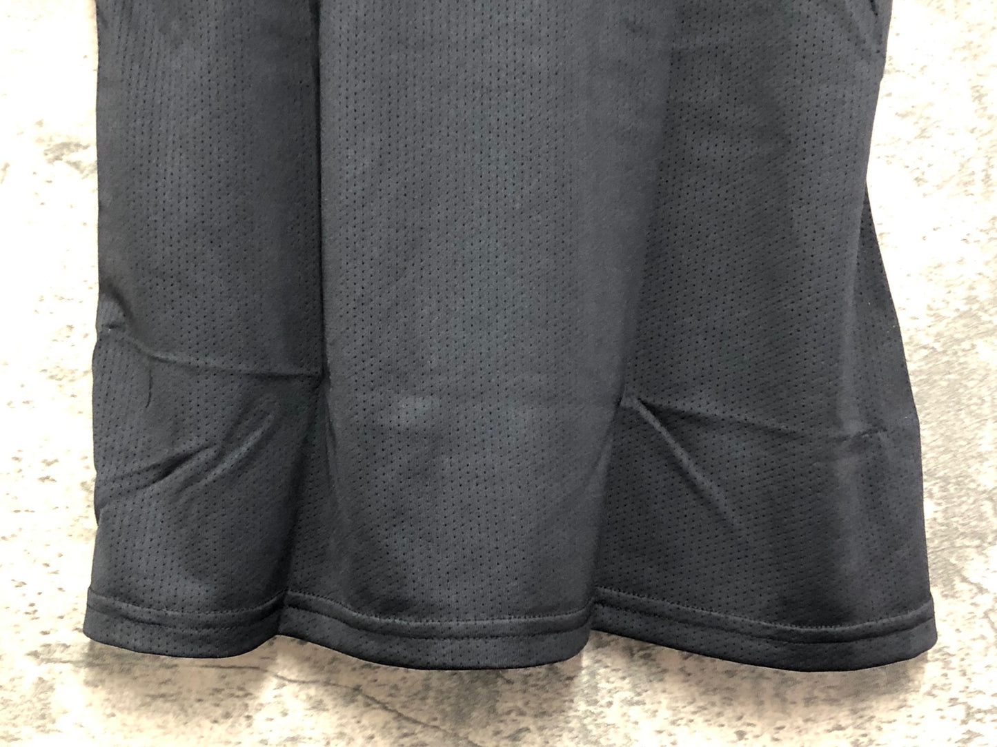 IV923 ジャイアント GIANT Liv ノースリーブ ベースレイヤー 黒 レディース L メッシュ