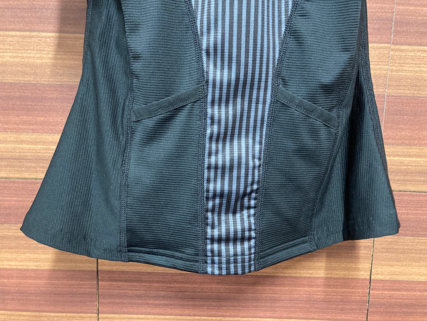 IQ182 ツ―タイムズユー 2XU ノースリーブ ベースレイヤー 黒 XS