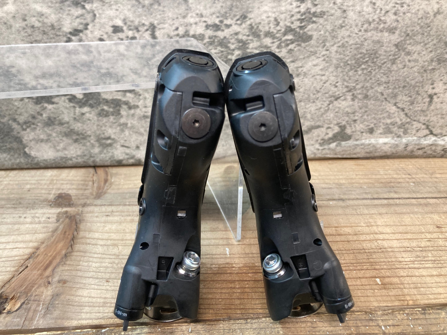 IR321 シマノ SHIMANO 105 ST-R7020 STIレバー 2x11S フード欠品