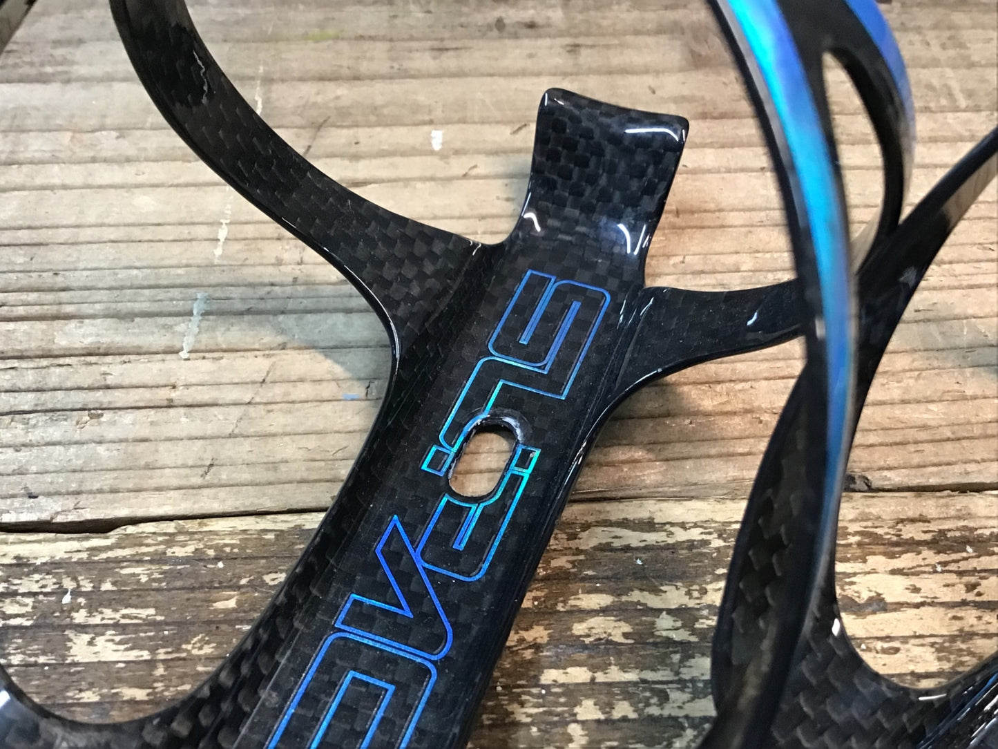 IU757 スパカズ SUPACAZ FLY CAGE CARBON ボトルケージ 2個セット