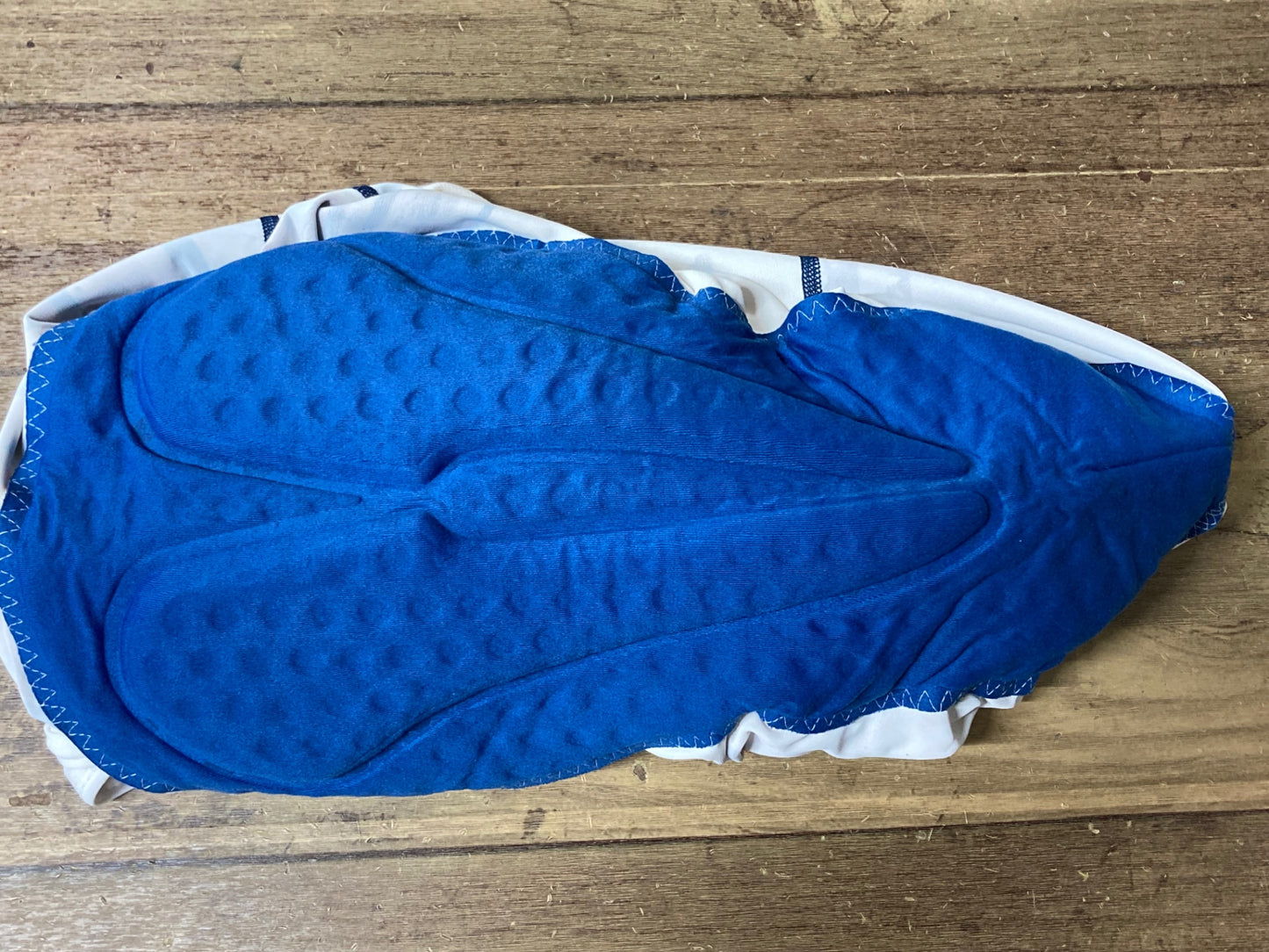 IY627 パンダーニ Pandani ビブショーツ 白 XL