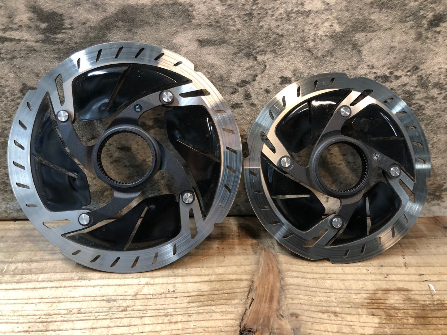 IN832 シマノ SHIMANO デュラエース DURA-ACE SM-RT900 Φ160/Φ140 ディスクブレーキ ローター 厚1.7mm1.7mm