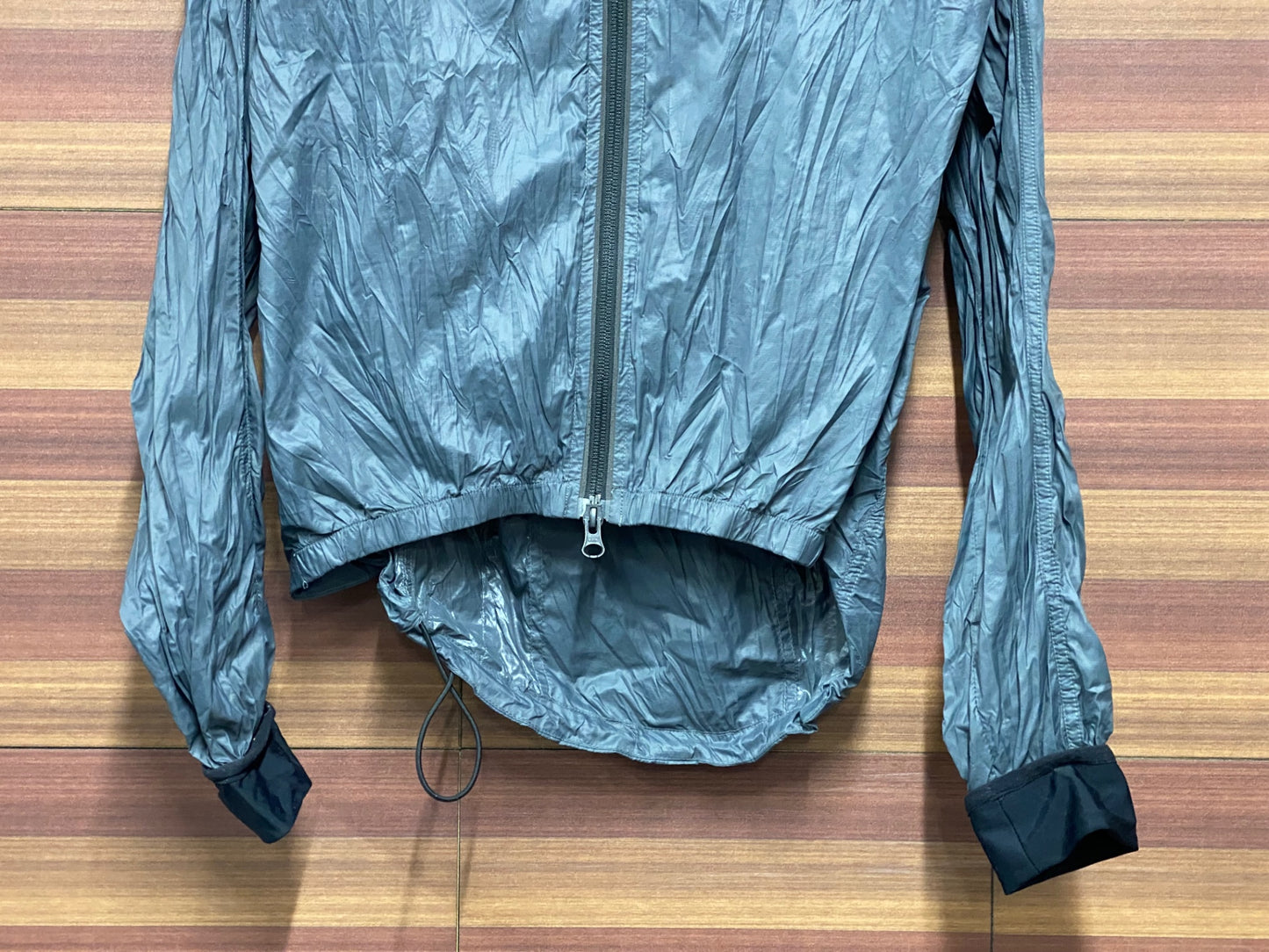 IT993 ケイデンス CADENCE 長袖ウィンドブレーカー グレー M