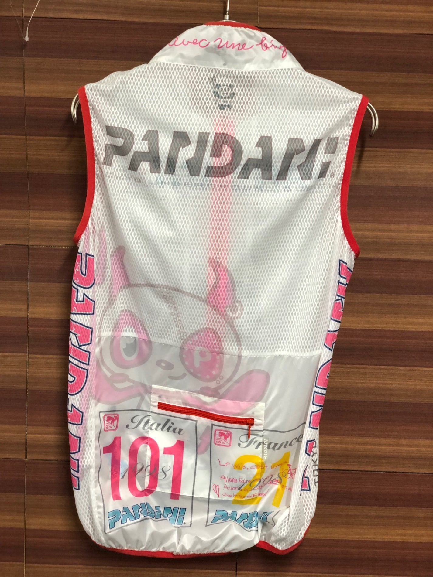 IQ220 パンダーニ PANDANI ジレ サイクルベスト 白 赤 S