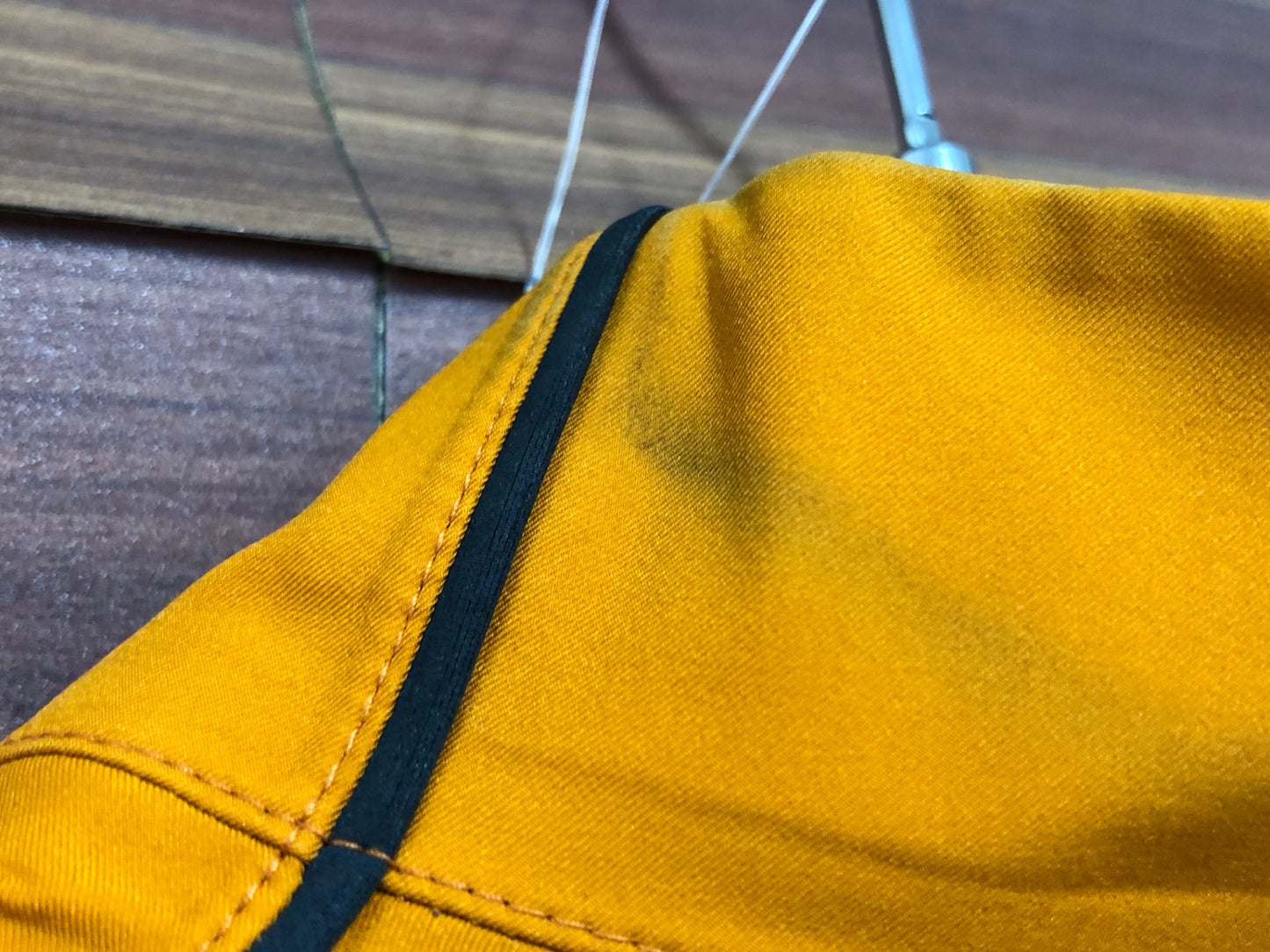 IR897 ラファ Rapha サイクルジャケット オレンジ M ※袖にチェーンオイル汚れ有