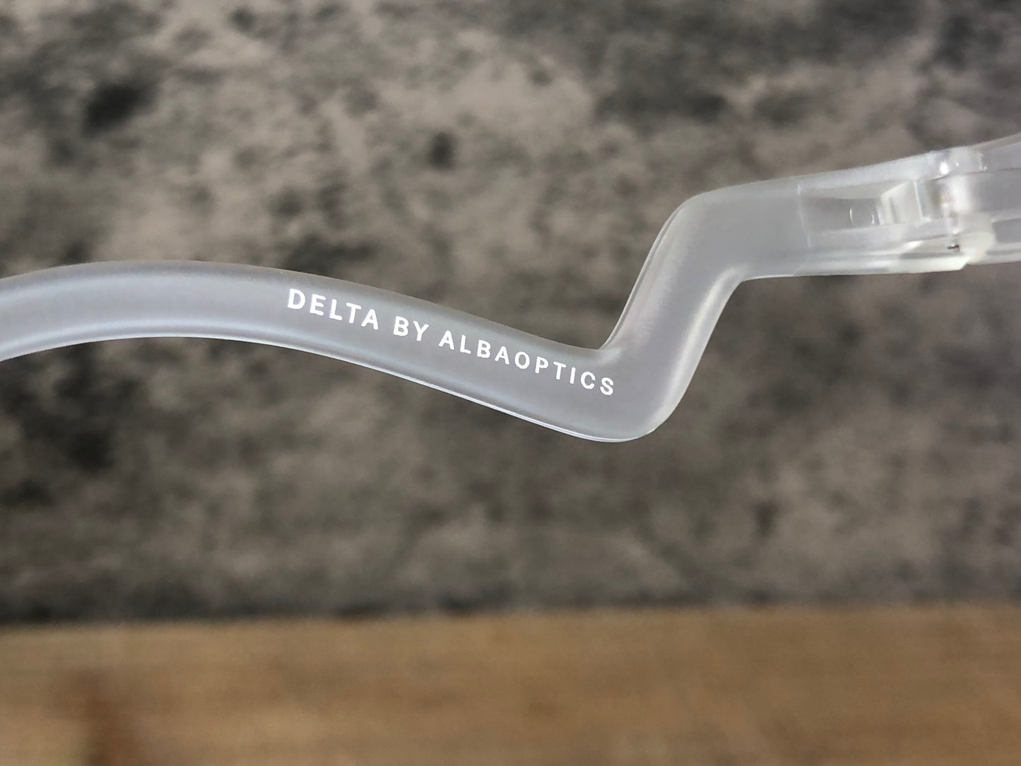 IO457 アルバオプティクス ALBA OPTICS デルタ DELTA SP サングラス アイウェア 調光レンズ 白