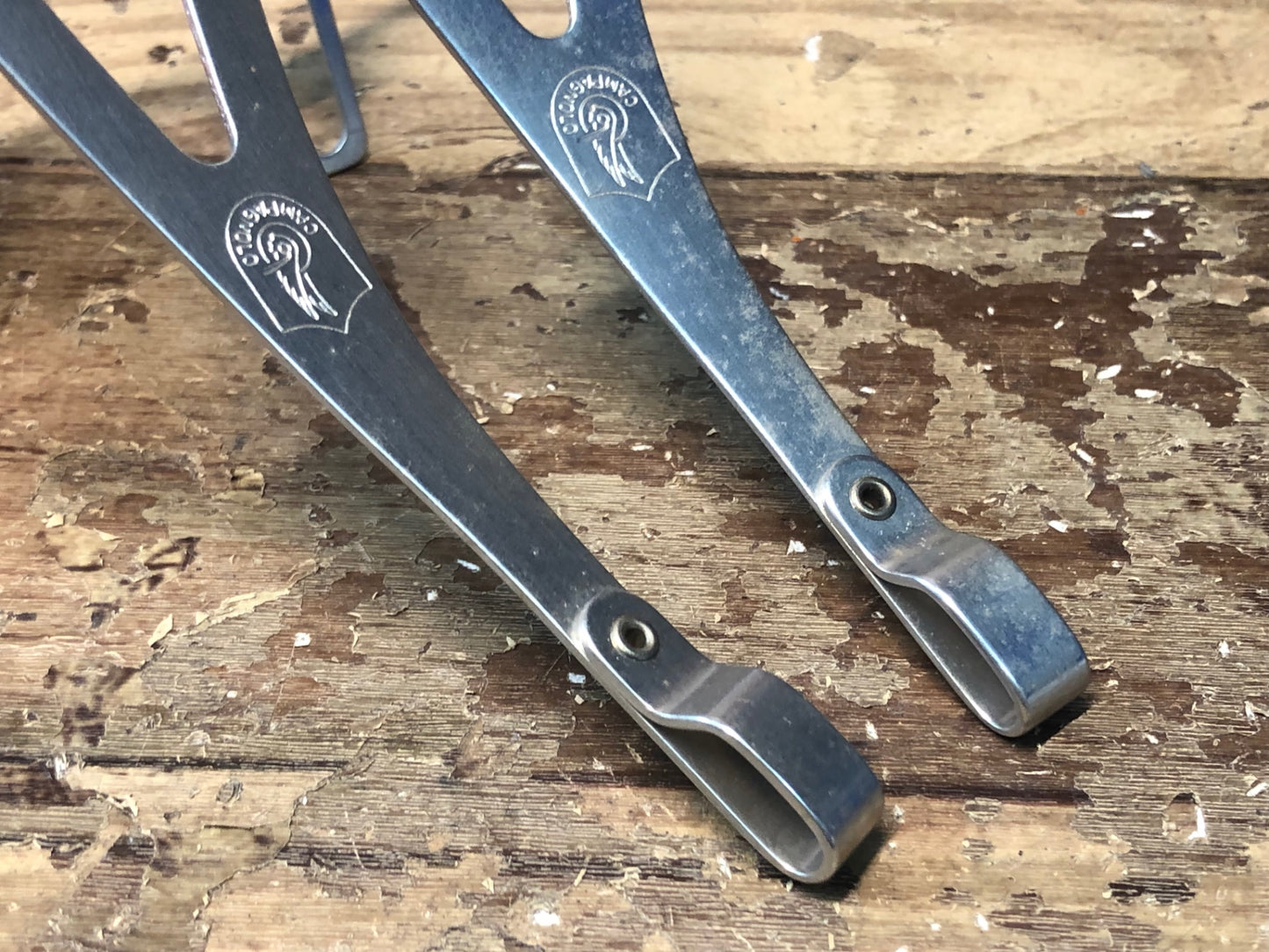 IJ945 カンパニョーロ Campagnolo Cレコード C RECORD トゥクリップ エアロペダルクリップ アルミ