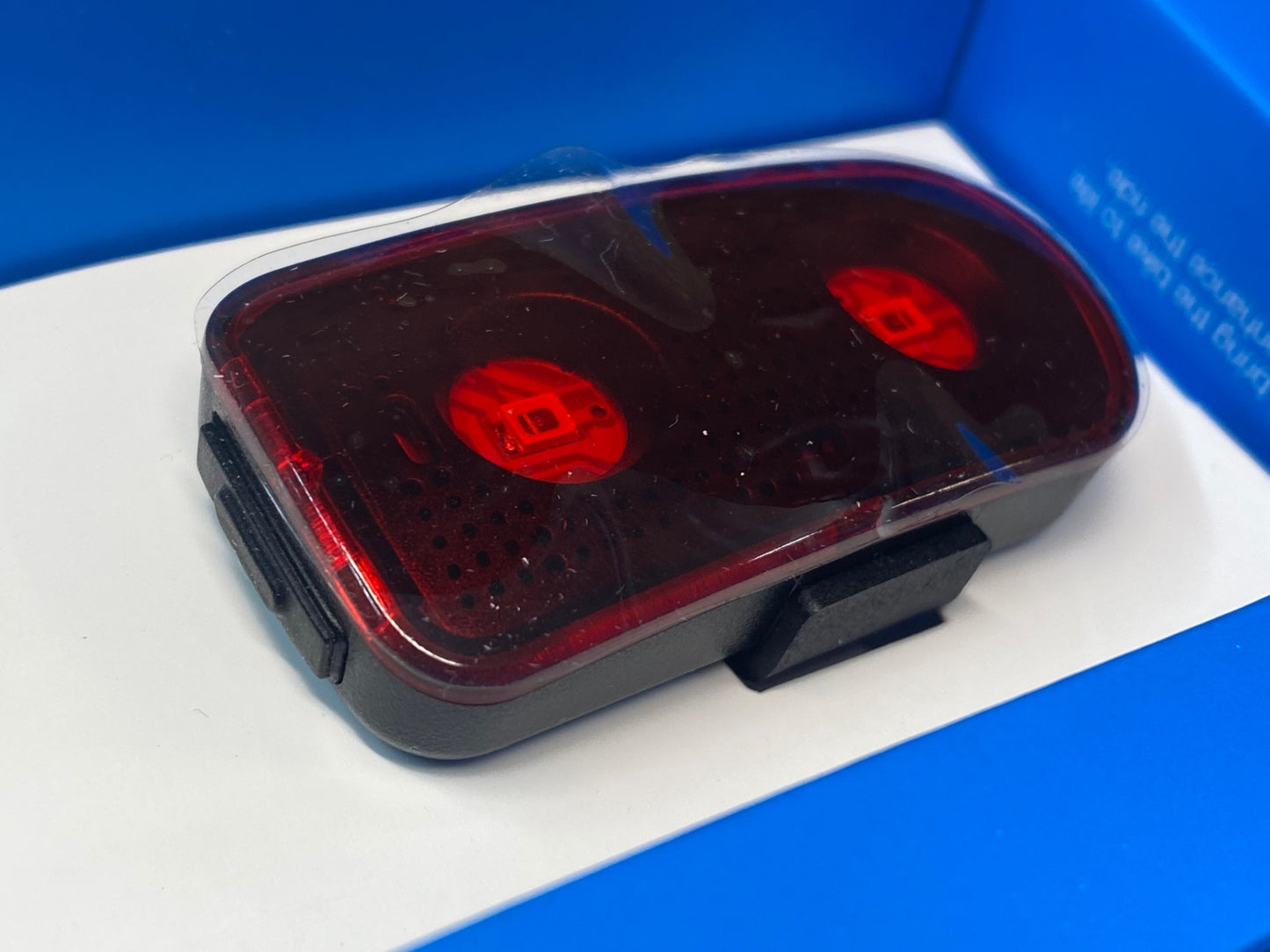 IV764 ジャイアント GIANT NUMEN ALUMBRA TL テールライト