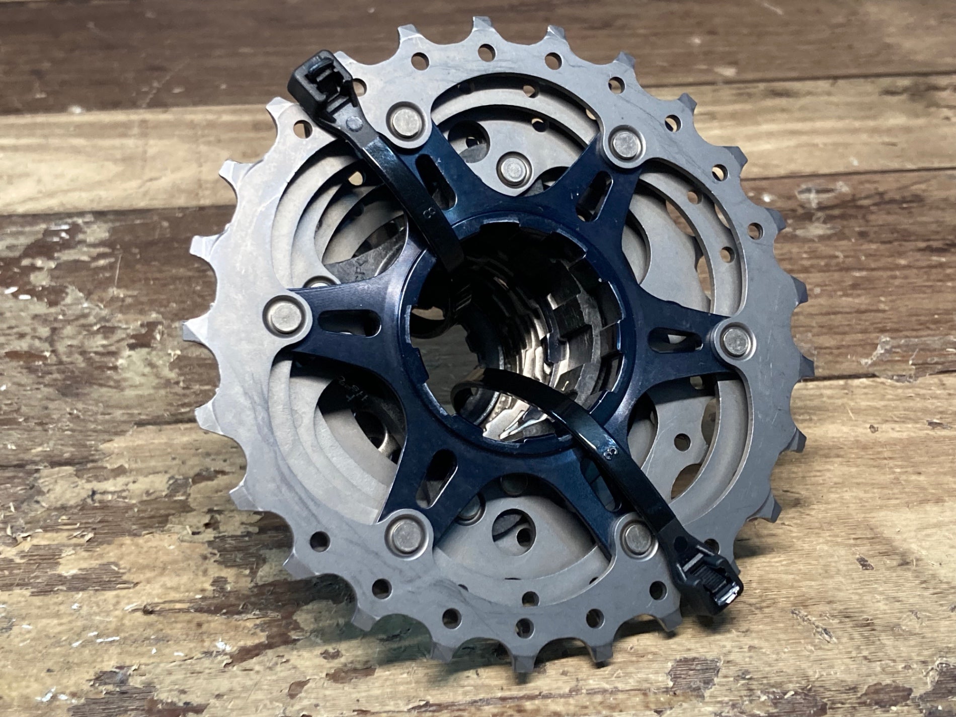 IE048 シマノ SHIMANO デュラエース DURA-ACE CS-R9100 スプロケット 11-25T 11S IE048 シマノ SHIMANO デュラエース DURA-ACE CS-R9100