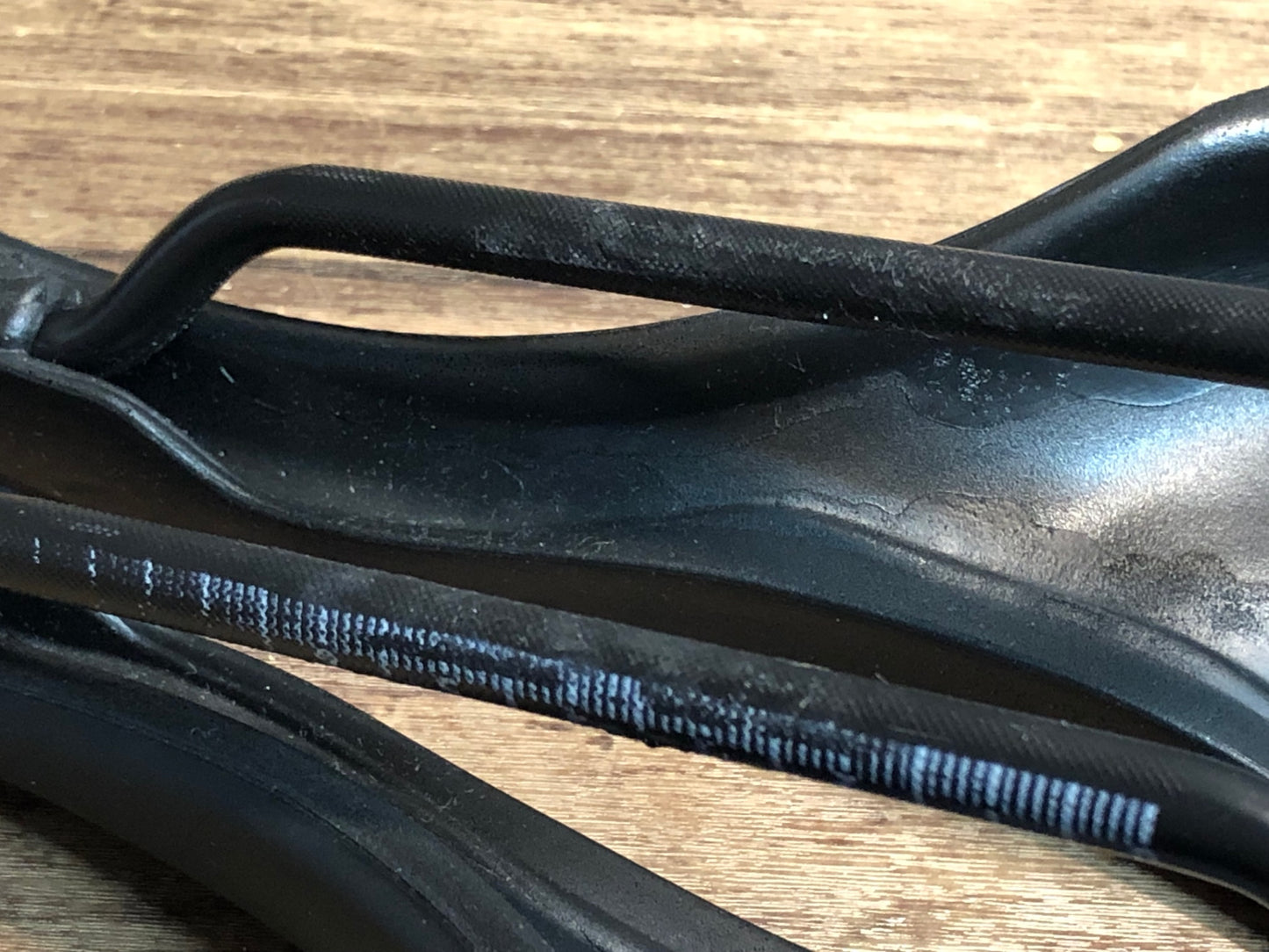 IR594 SELLE SMP VT30C サドル ステンレスレール 155mm 黒