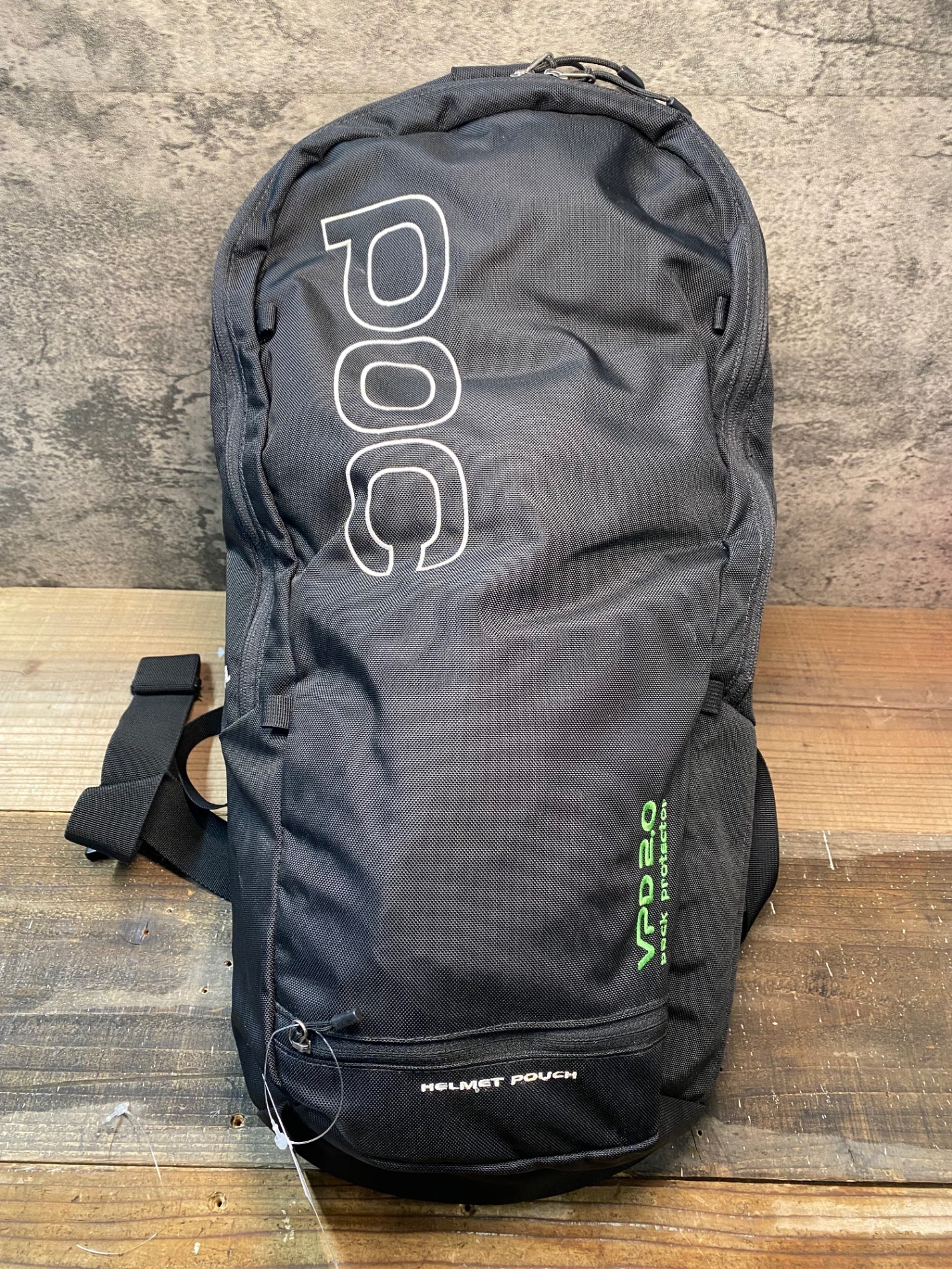 IN220 ポック POC VPD 2.0 Spine Pack 16L プロテクター 黒