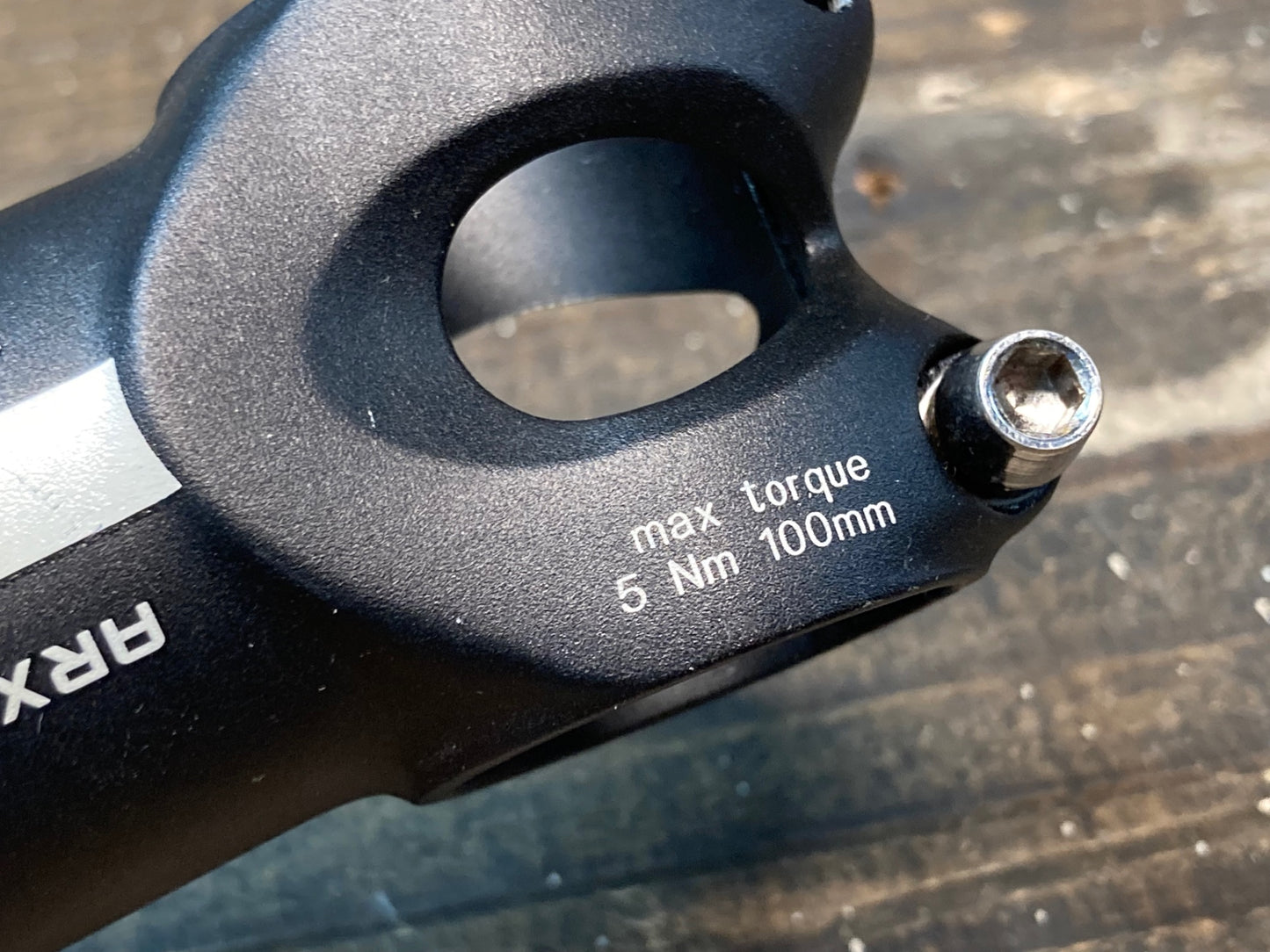 IO400 3T ARX PRO アルミステム 黒 100mm Φ31.8 OS 6°