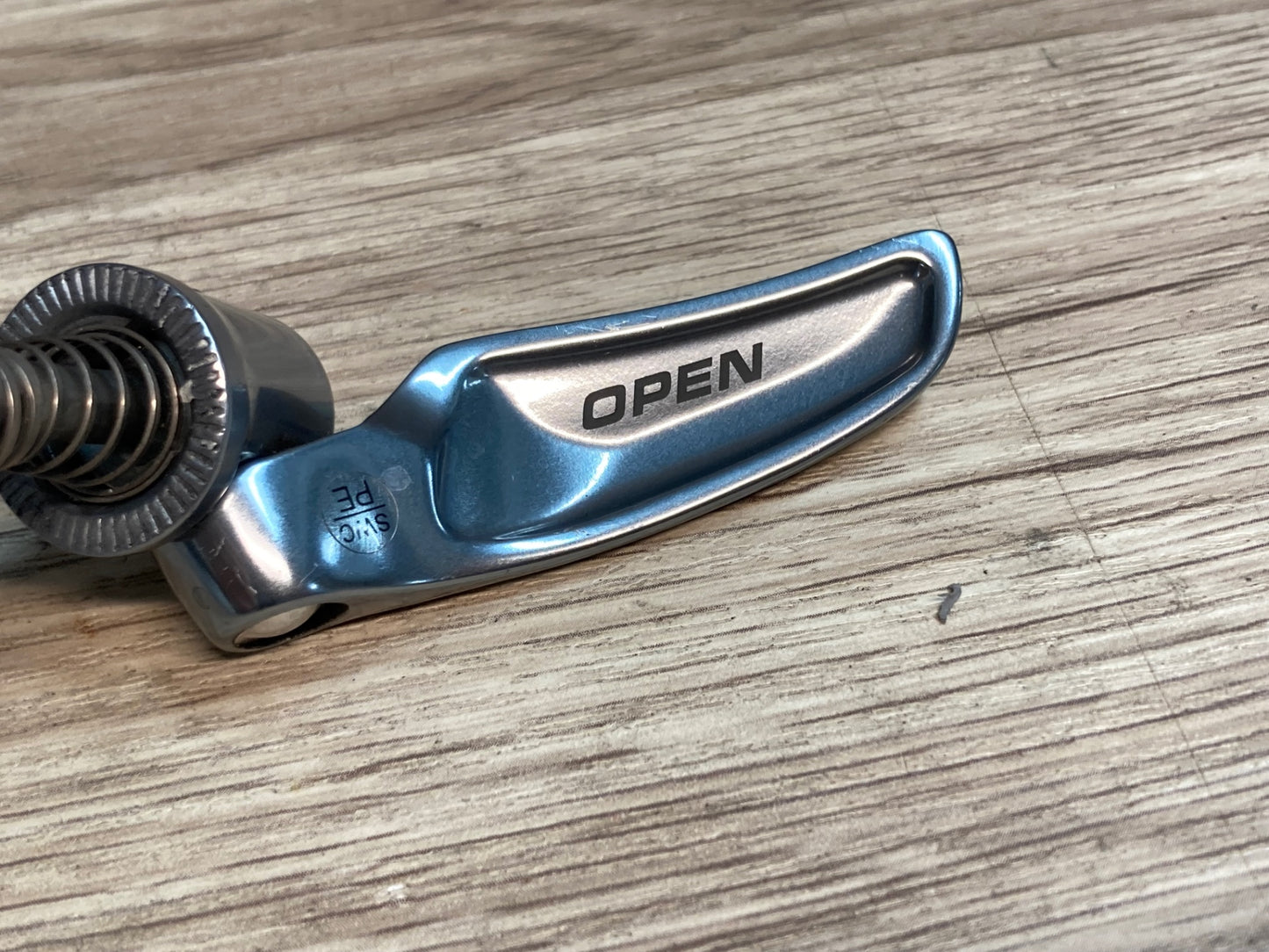 IW840 シマノ SHIMANO デュラエース DURA-ACE 7700系 クイック 前後セット