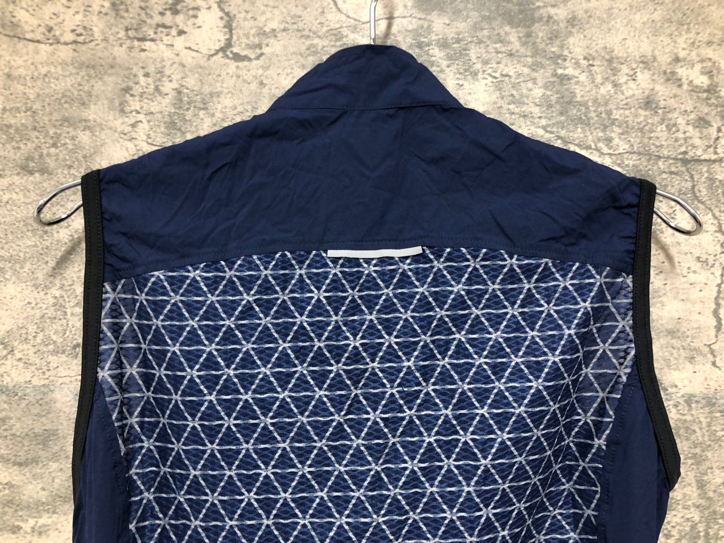 IZ769 リオンドカペルミュール Lion de KAPELMUUR パッカブル ジレ サイクルベスト 紺 M