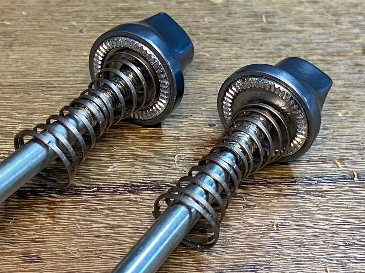 IR766 シマノ SHIMANO デュラエース DURA-ACE WH-9000 クイックリリース 100/130mm