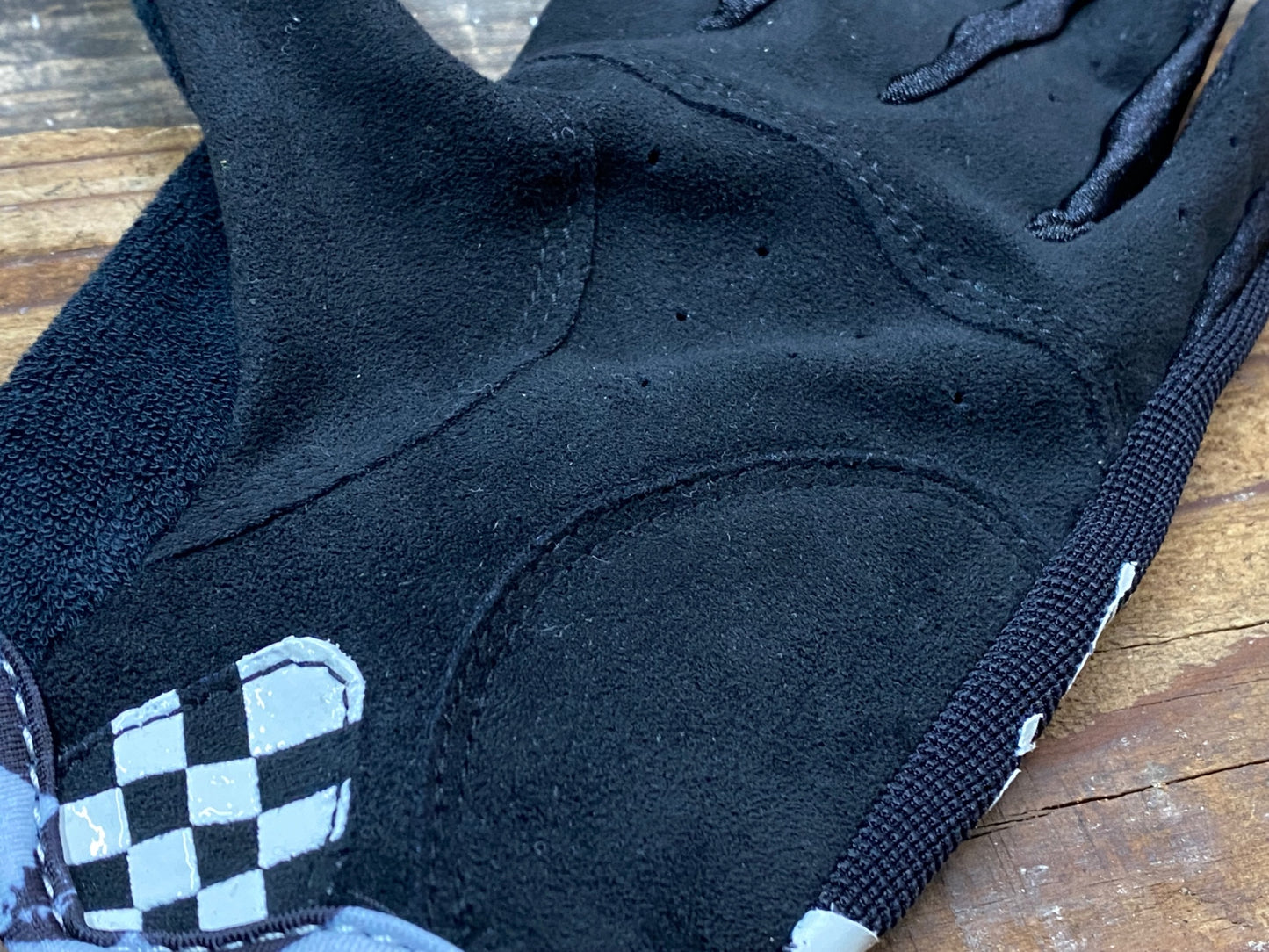 IN950 ジロ GIRO 長指 グローブ 黒 M