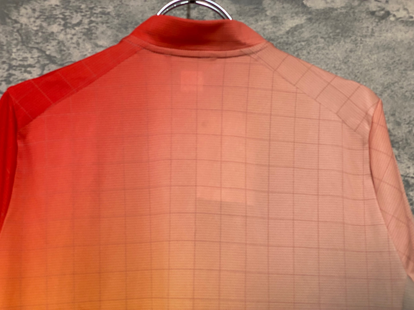 JB826 ラファ Rapha CLASSIC FLYWEIGHT JERSEY 半袖サイクルジャージ 緑ピンク黄 M 裾ゴム伸び