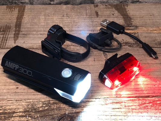 IZ934 キャットアイ CATEYE AMPP300 TL-LD620 フロント リア ライトセット 点灯確認済み