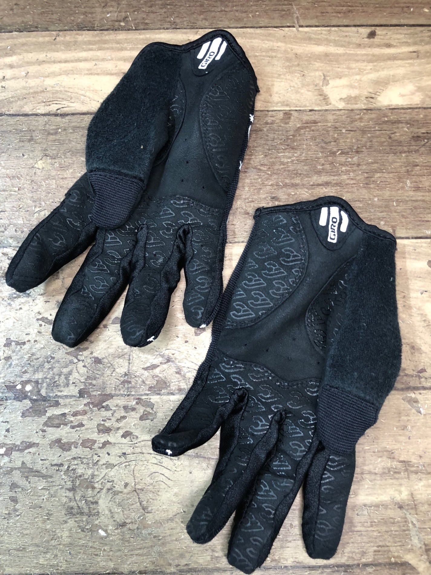 IN381 ジロ GIRO 長指 サイクルグローブ 黒 M