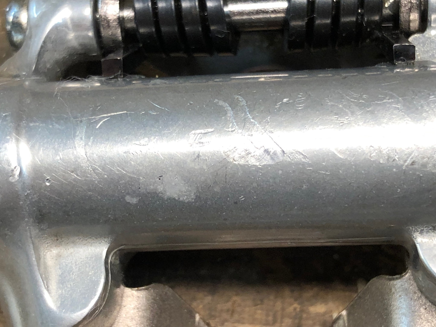 IV311 シマノ SHIMANO PD-A520 ビンディングペダル SPD シルバー